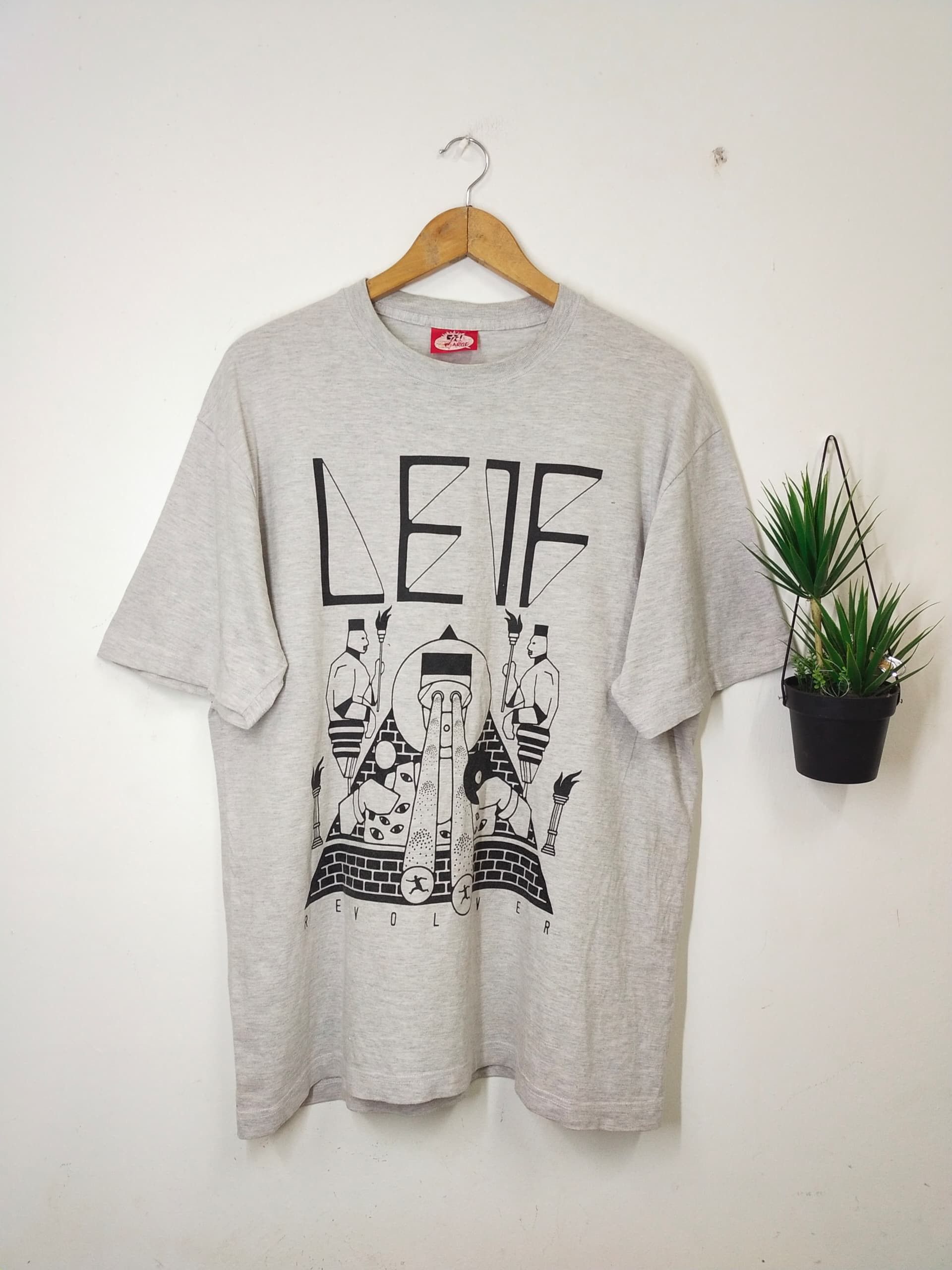 Xlarge Vintage XLARGE x MTV streetwear t shirt Size US L / EU 52-54 / 3 - 1 Thumbnail