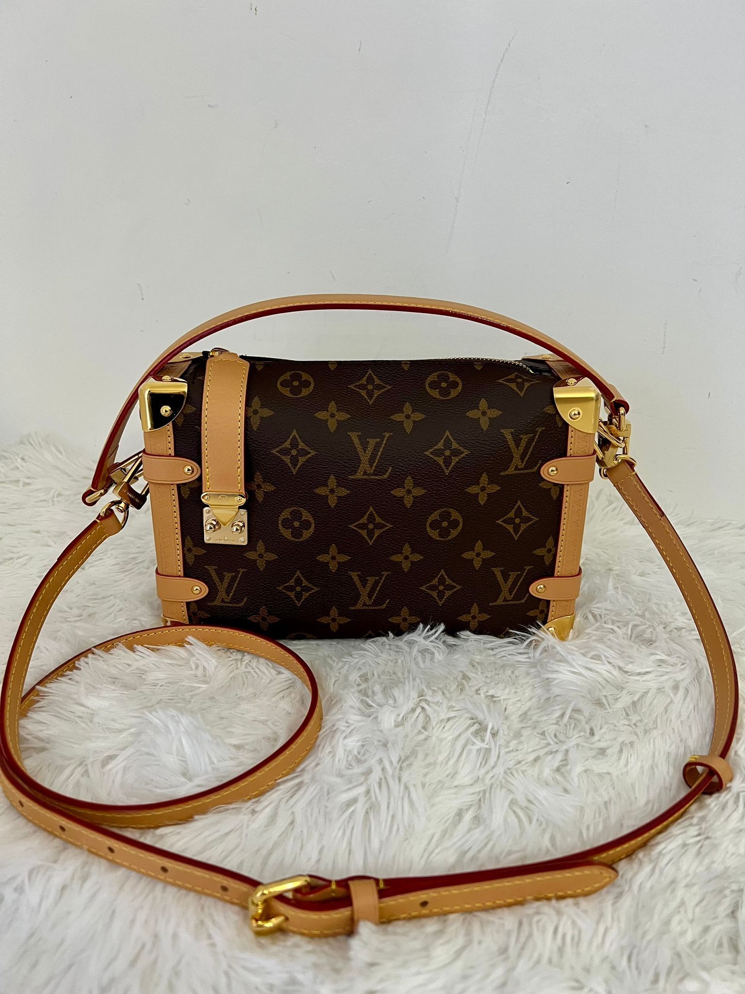 Louis Vuitton Louis vuitton trunk bag MM nWT Size ONE SIZE - 15 Thumbnail