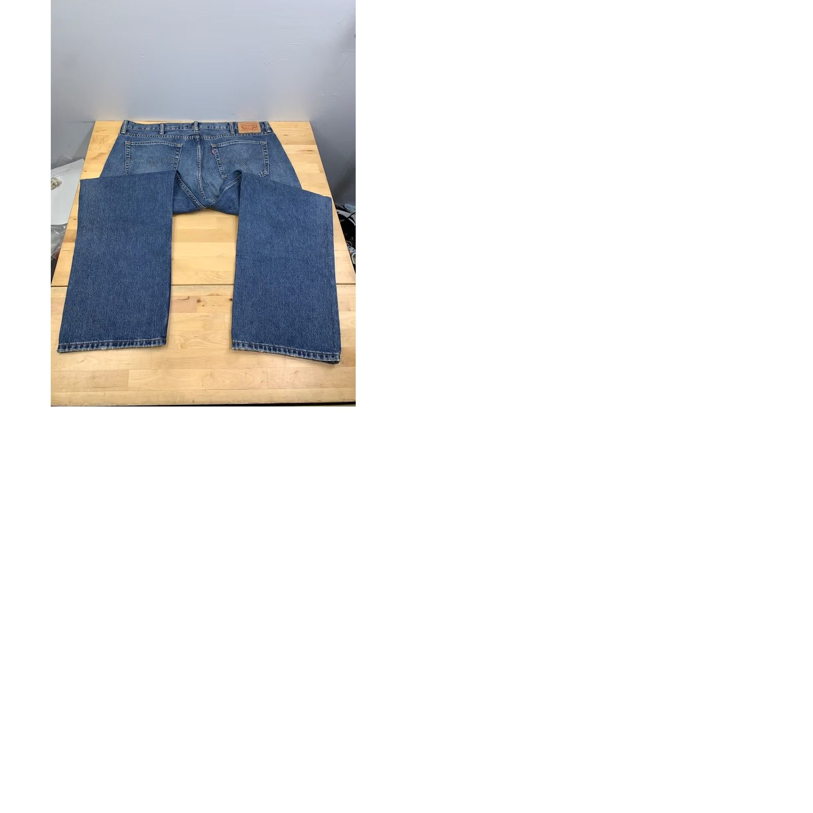 Levi's Levi's 559 Jeans Men 42x30 Blue Denim 5-Pocket Straight Relaxed Regular Waist 42 Inseam 29 Size US 42 / EU 58 - 9 Thumbnail