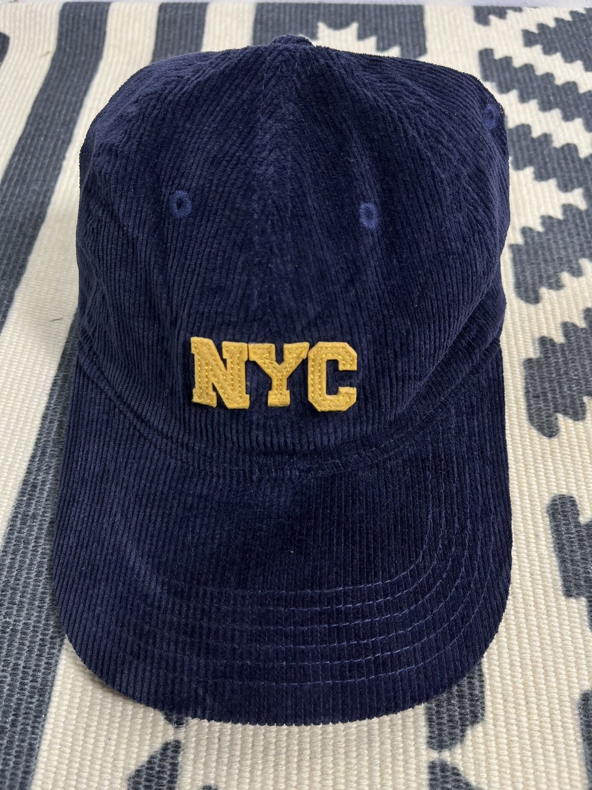 Vintage Back Number x NYC CORDUROY CAP 🧢 Size ONE SIZE - 1 Thumbnail