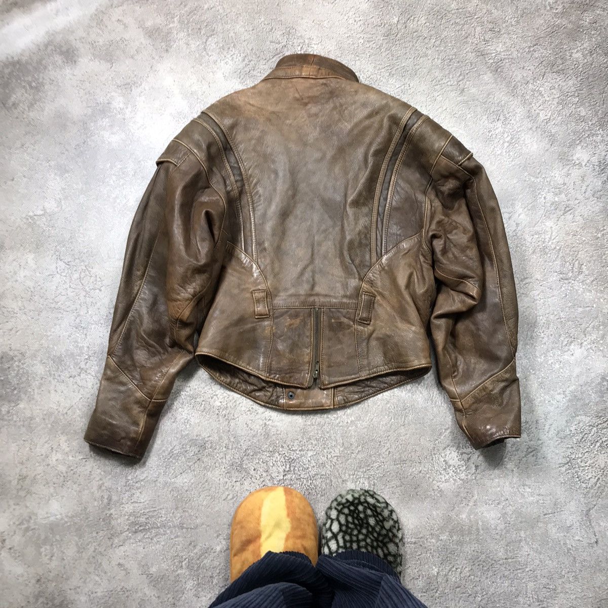 Vintage Vintage 90s Faded Brown Leather Jacket Streetwear Baggy M Size M / US 6-8 / IT 42-44 - 5 Thumbnail