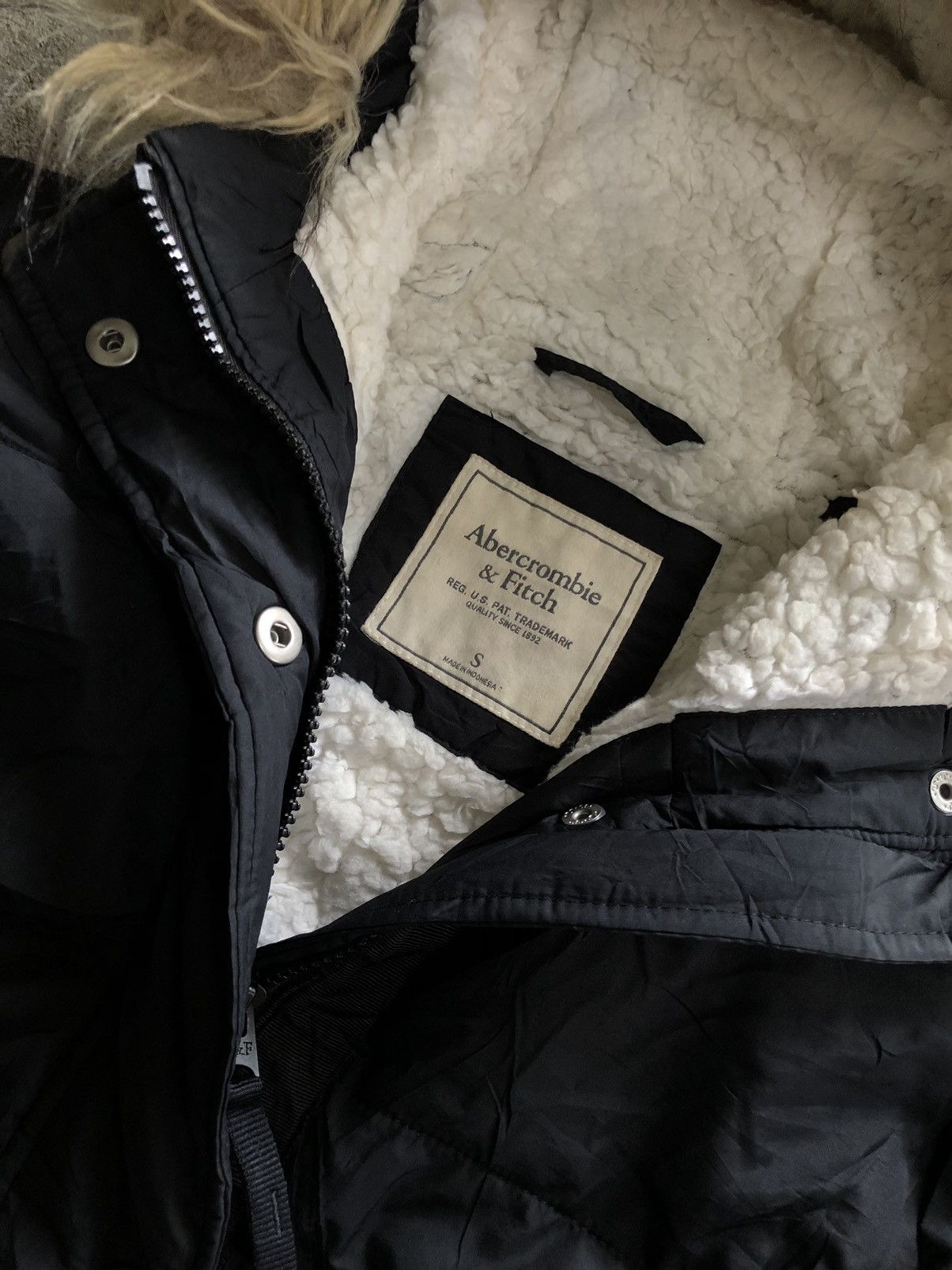 ABERCROMBIE & FITCH FUR JACKET LGB IFSIXWASNINE STYLE