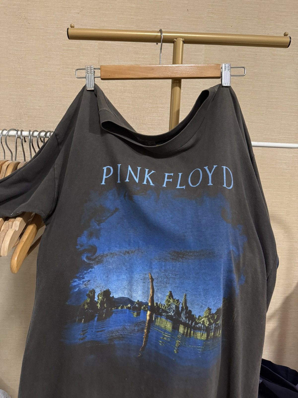 Pink Floyd Vintage 1992 Sun Faded Pink Floyd Wish You Were Here Tee Size US XL / EU 56 / 4 - 21 Thumbnail