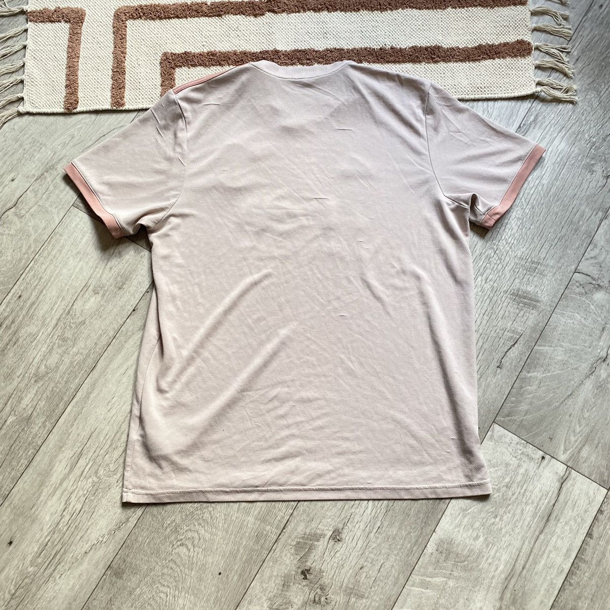 Adidas ADIDAS MANCHESTER UNITED 2017 PEACH DRILL JERSEY Size US XL / EU 56 / 4 - 4 Thumbnail