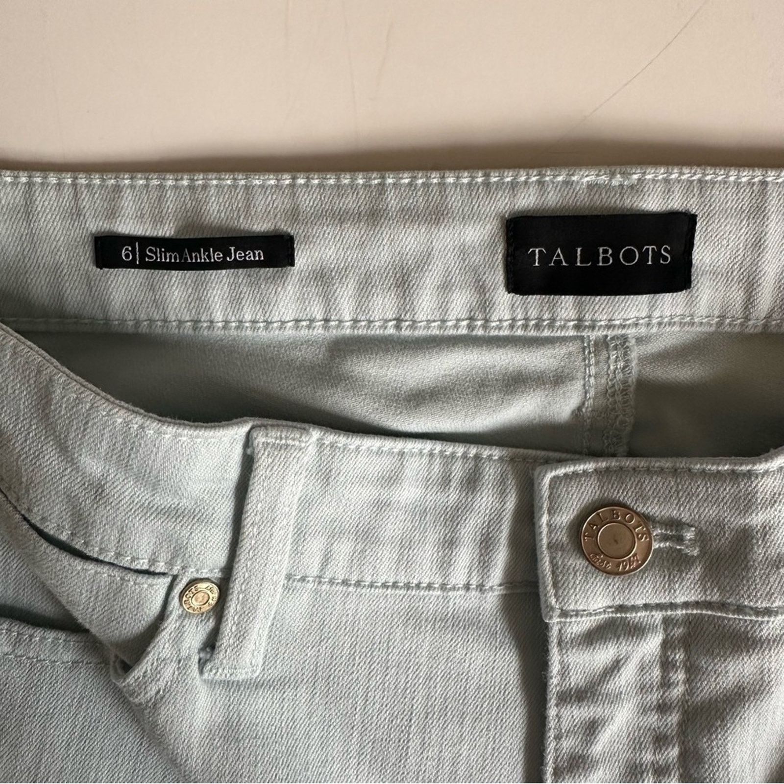 Robert Talbott TALBOTS Slim Ankle Jean Women’s size 6 Pale Blue Green Size 28" / US 6 / IT 42 - 5 Thumbnail