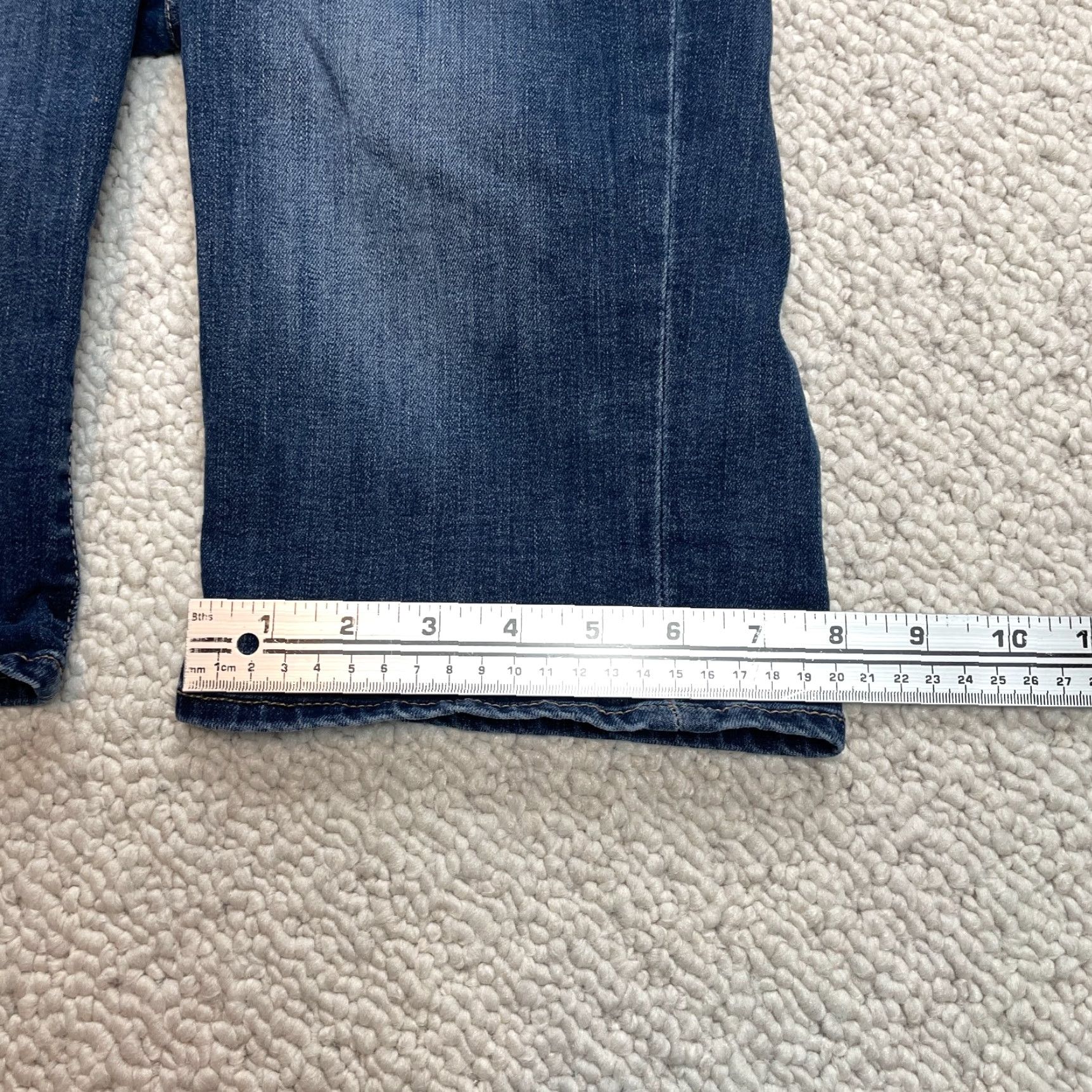 Banana Republic Banana Republic Bermuda Jean Shorts Womens 26/2 Blue Denim Dark Wash 11" Inseam 5-Pocket Design Size 26" / US 2 / IT 38 - 2 Thumbnail
