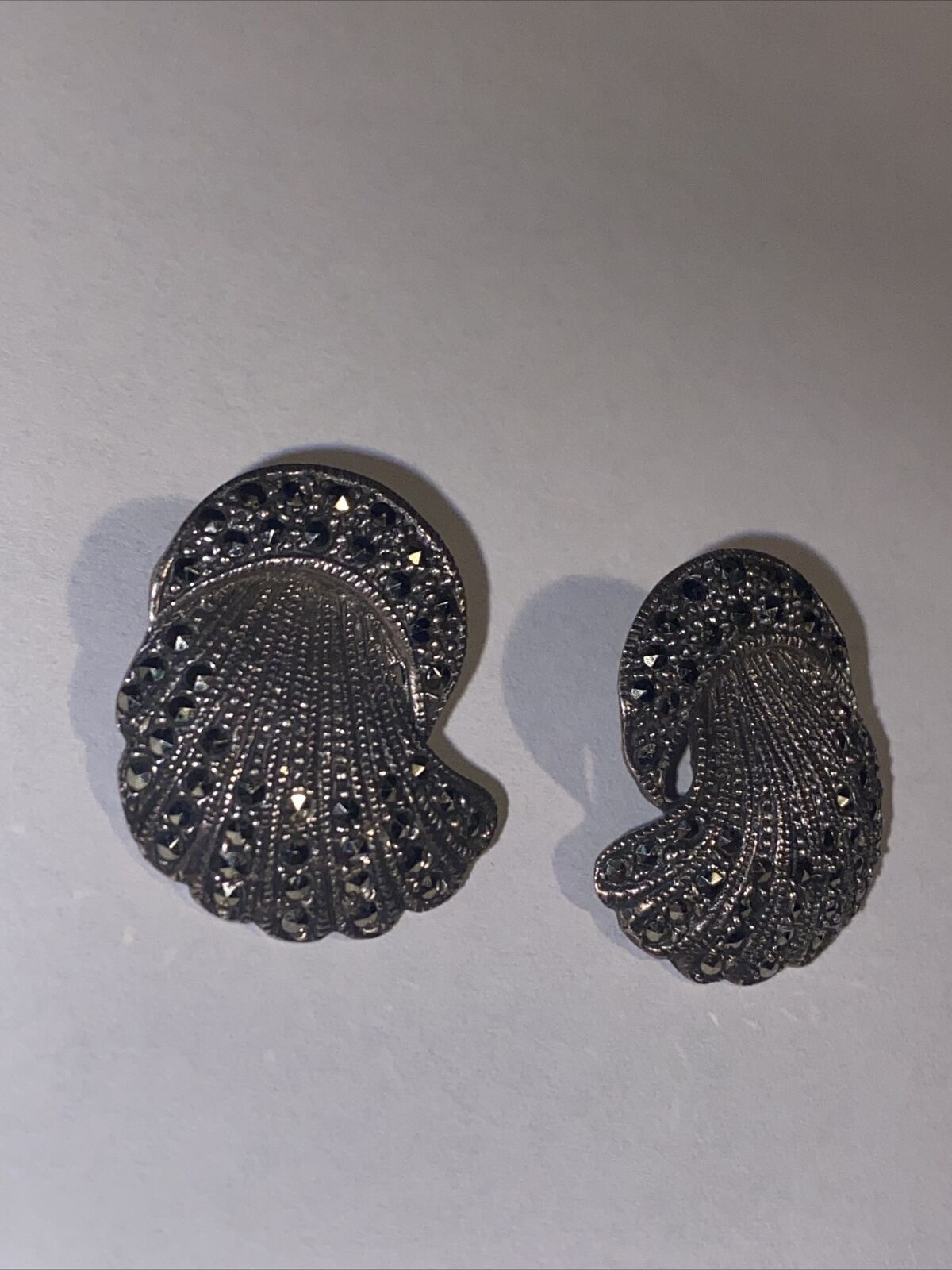 Other 925 Sterling Silver Marcasite Post Earrings Shell Style Size ONE SIZE - 2 Thumbnail