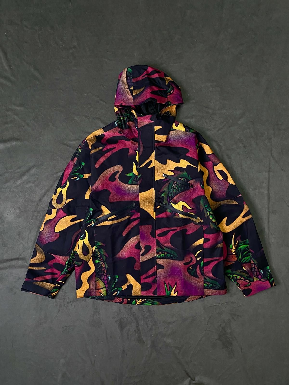 Japanese Brand Whoosis Year of Dragon Limited Windbreaker Jacket Coat Large Size US L / EU 52-54 / 3 - 1 Thumbnail
