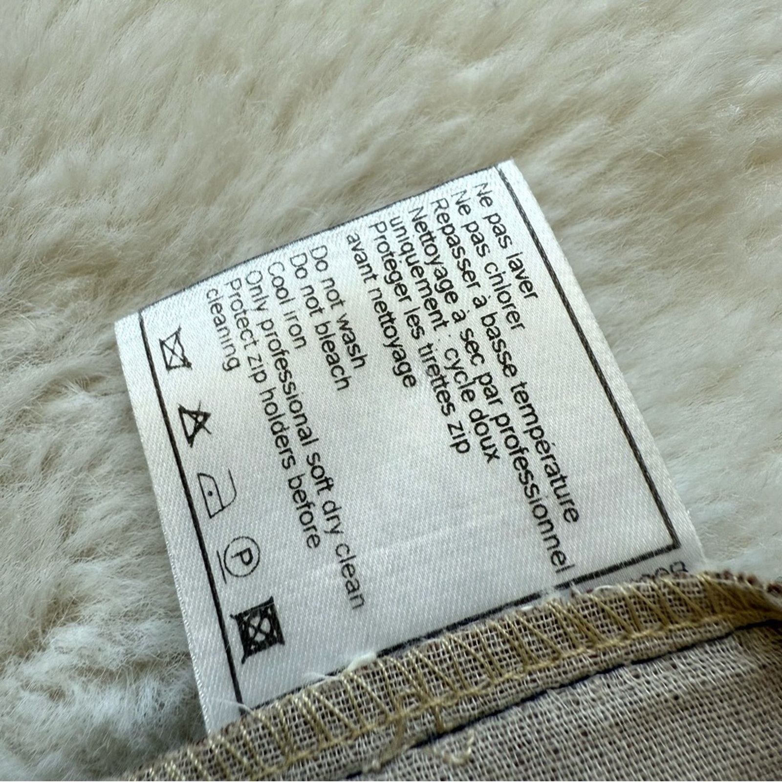 Chanel CHANEL women long skirt size 42FR or 10US Authentic 4200$ Size 32" / US 10 / IT 46 - 5 Thumbnail