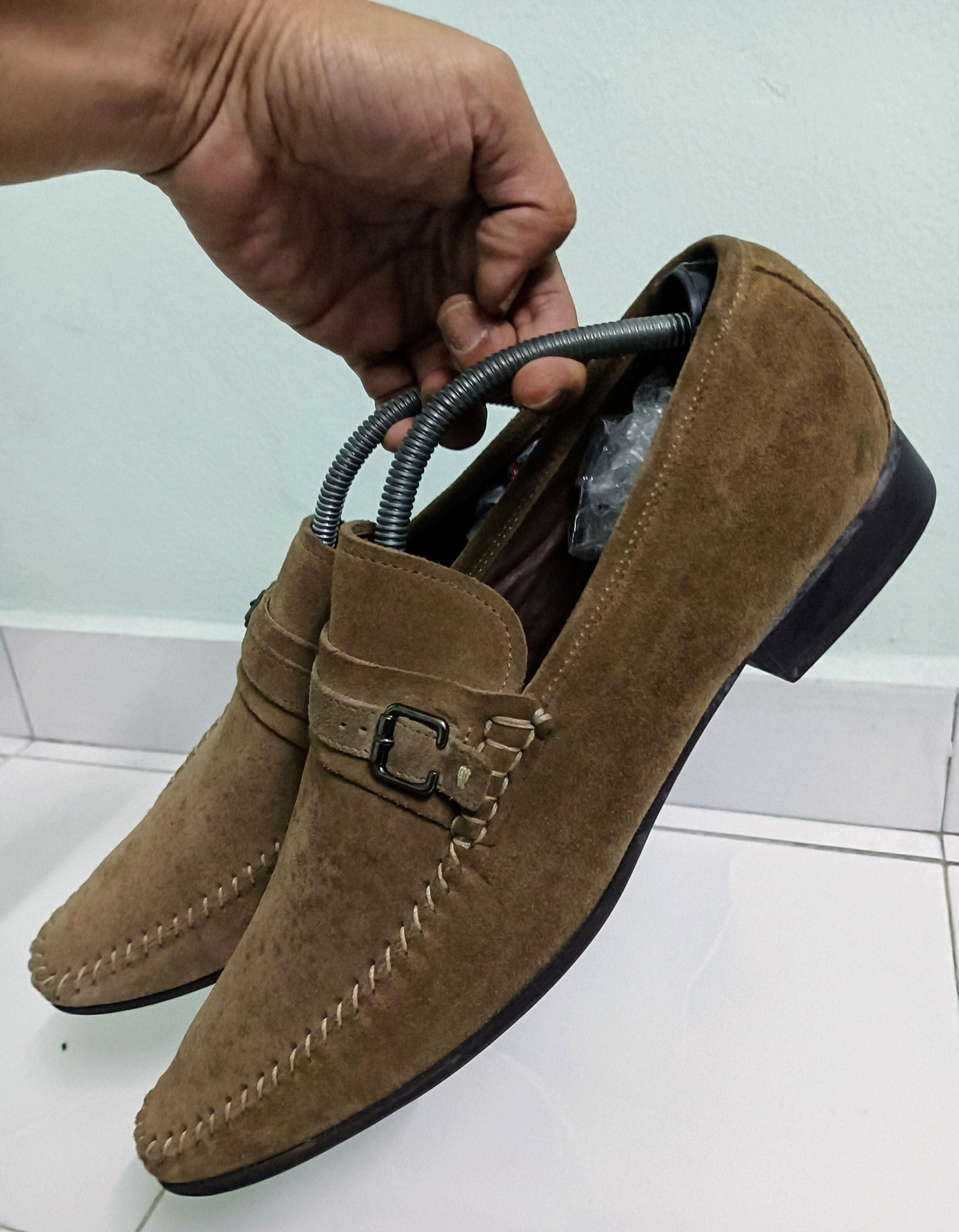Zara ZARA Suede leather slip-on (Fit cutting type A foot) Size US 11 / EU 44 - 1 Thumbnail