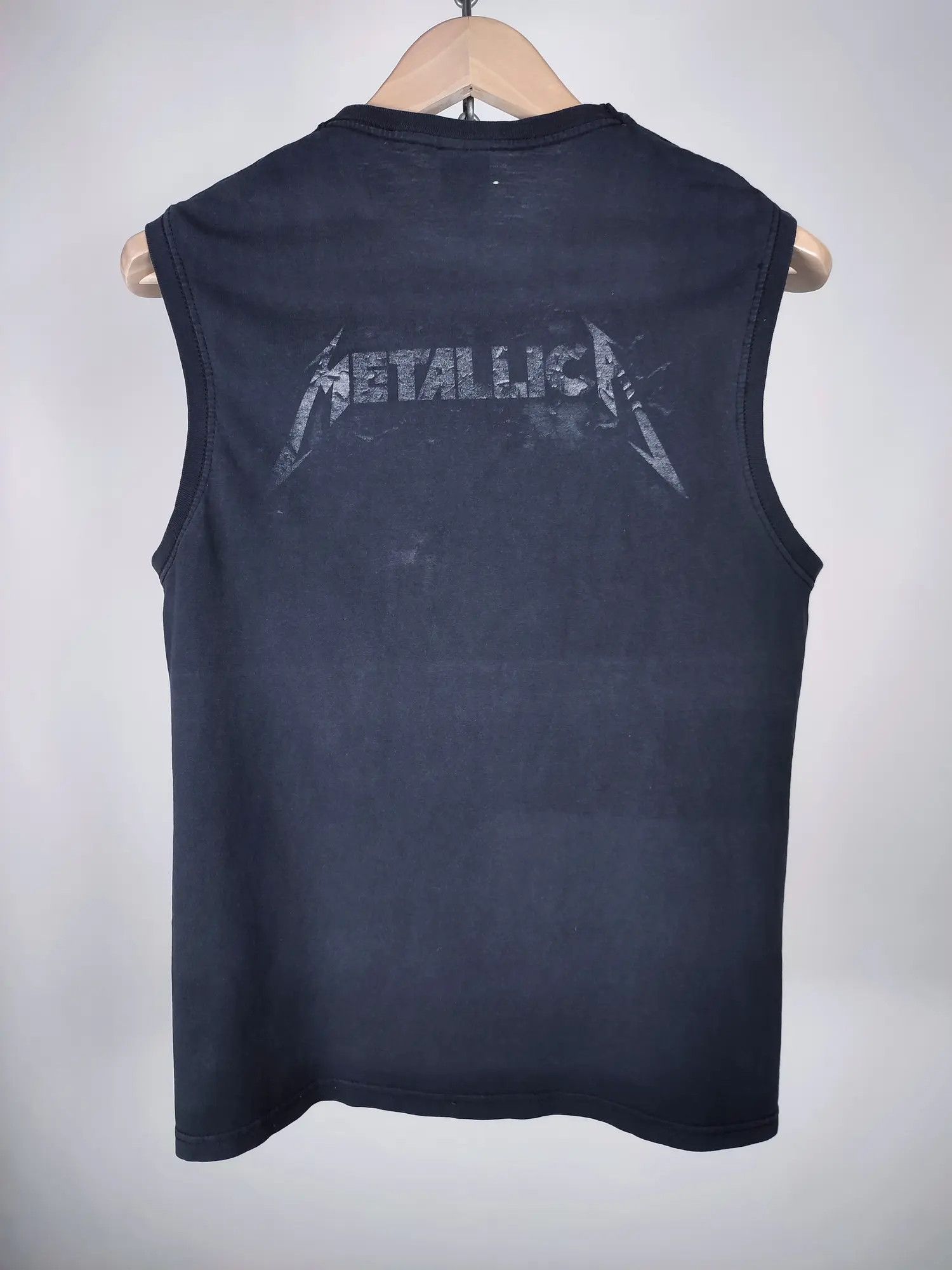 Band Tees Vintage Metallica 2011 Tank top shirt Size US M / EU 48-50 / 2 - 3 Thumbnail
