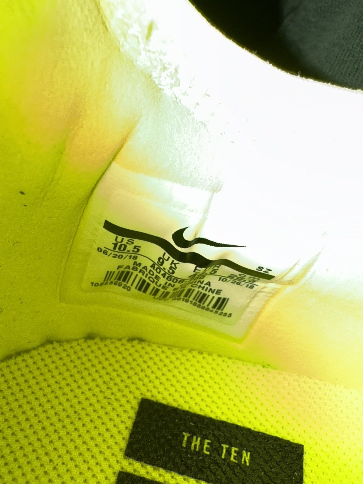 Nike Size 10.5 - Nike Air Force 1 Low Off-White Volt (2018) / DS Size US 10.5 / EU 43-44 - 7 Thumbnail