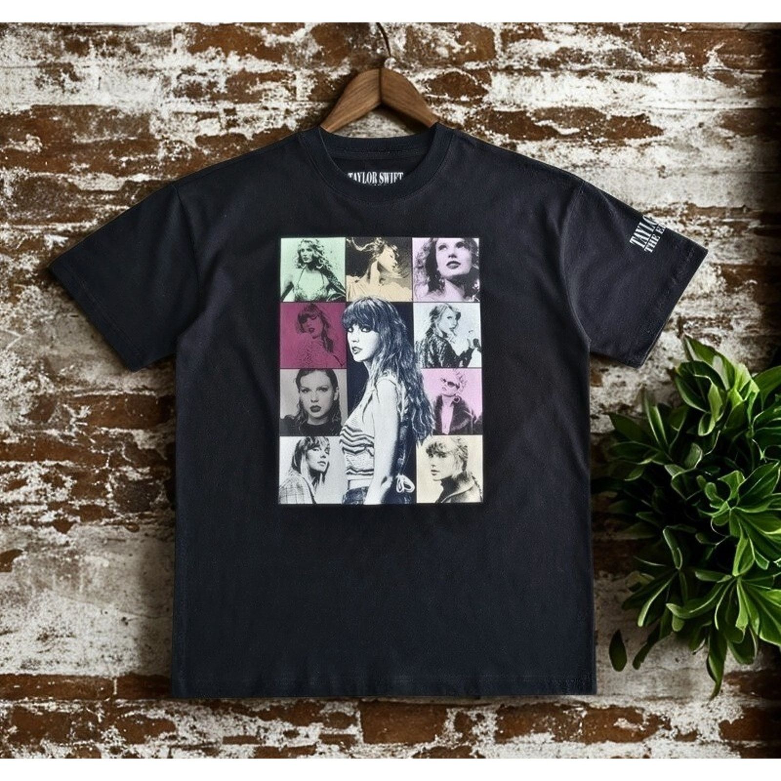 Other Taylor Swift Eras Tour T-Shirt L Black Official Merch Album Size US L / EU 52-54 / 3 - 10 Thumbnail
