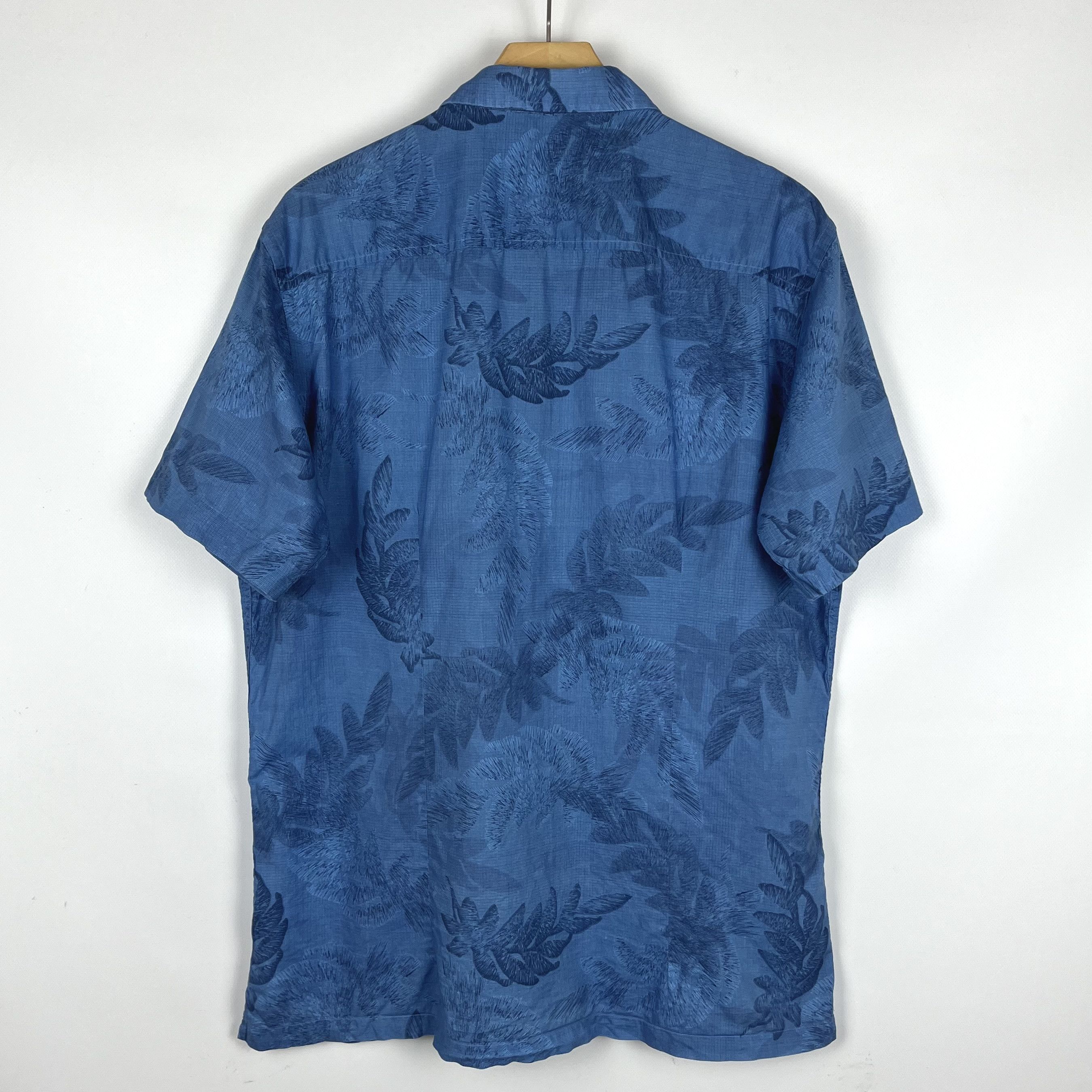 Ermenegildo Zegna Designer Ermenegildo Zegna Button Up Floral Pattern Shirt Size US M / EU 48-50 / 2 - 18 Thumbnail
