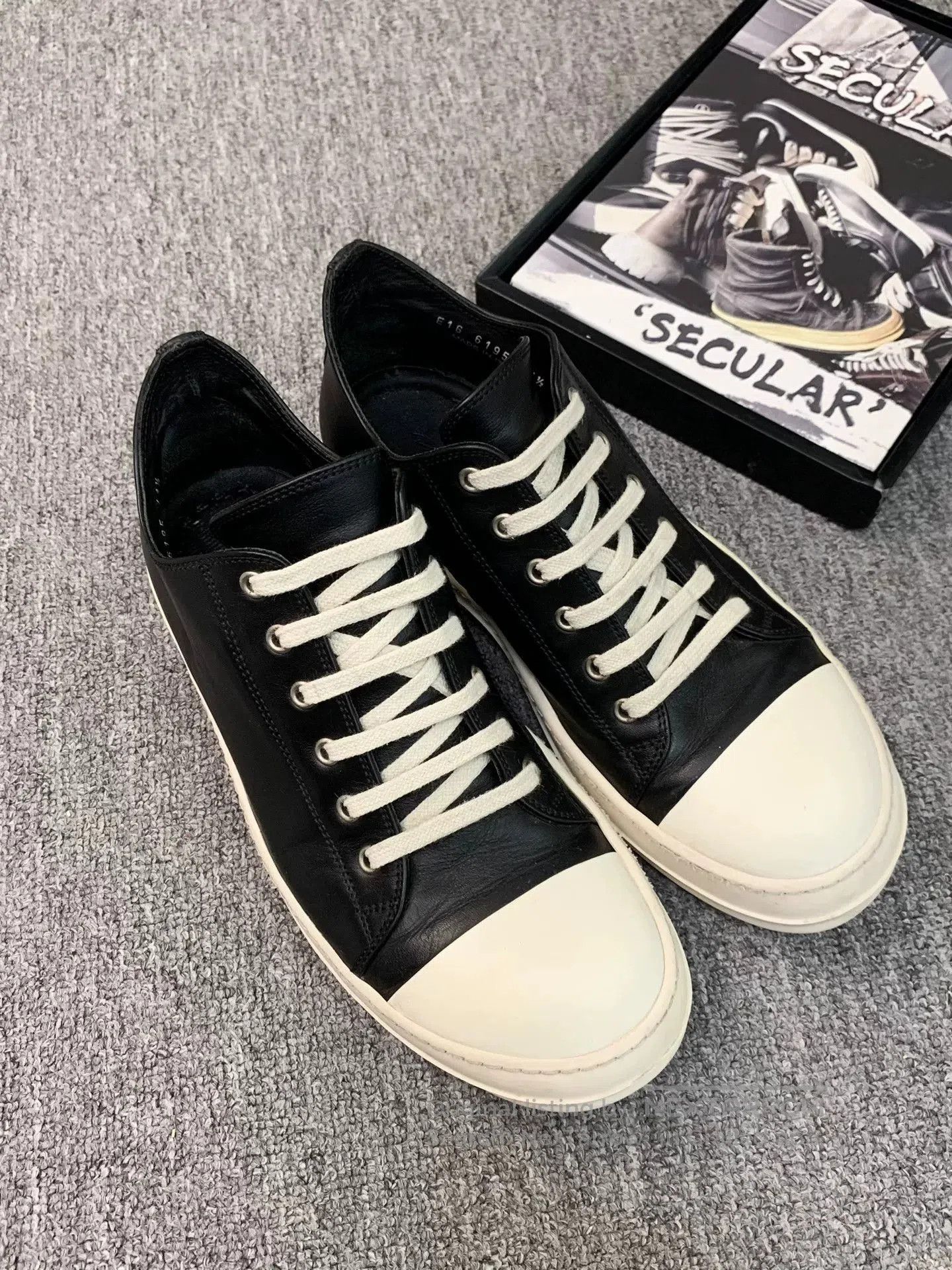 Rick Owens Rick Owens Low. Size US 8.5 / EU 41-42 - 1 Thumbnail