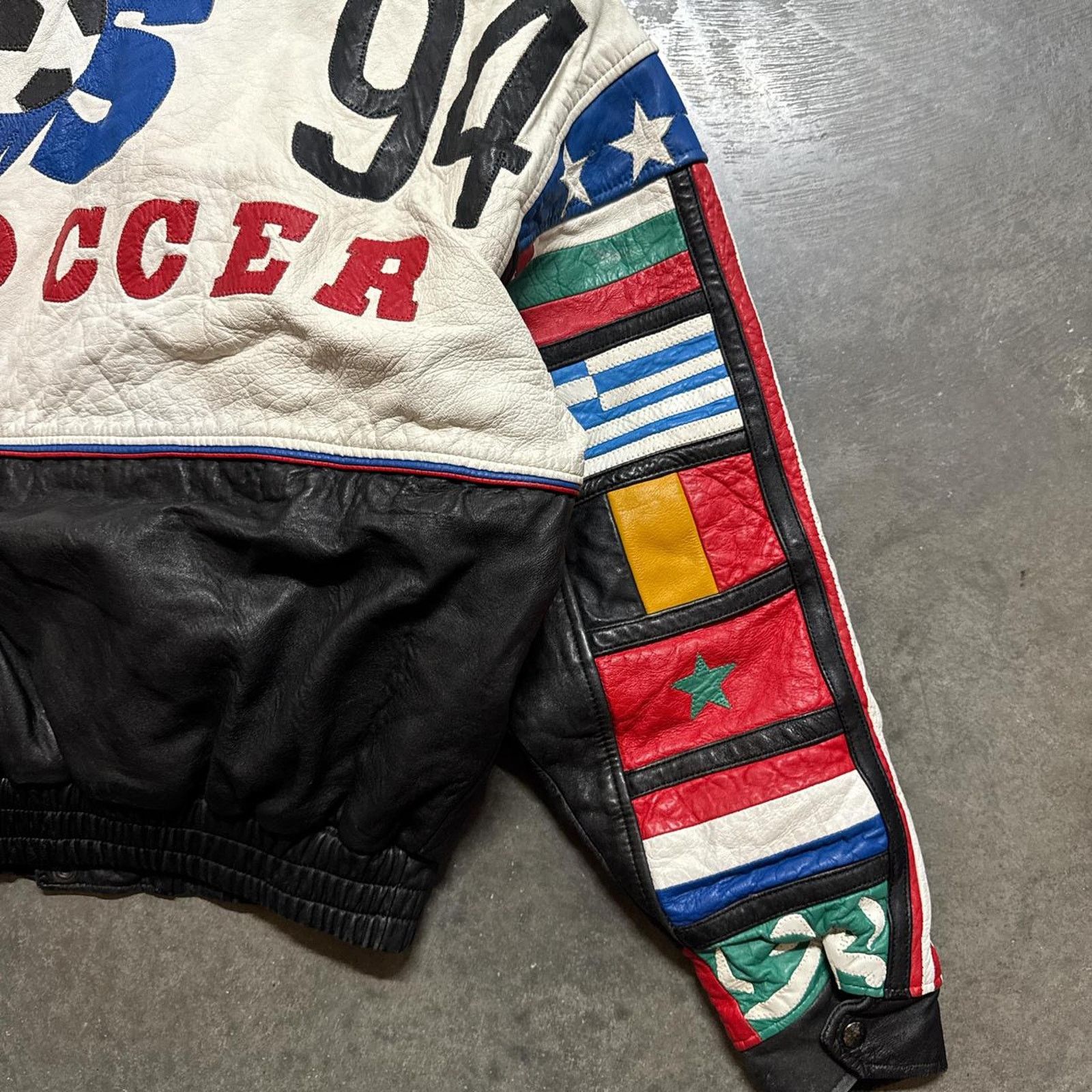 Vintage Vintage 1994 FIFA World Cup Soccer USA Flag Leather Jacket Size US M / EU 48-50 / 2 - 7 Thumbnail