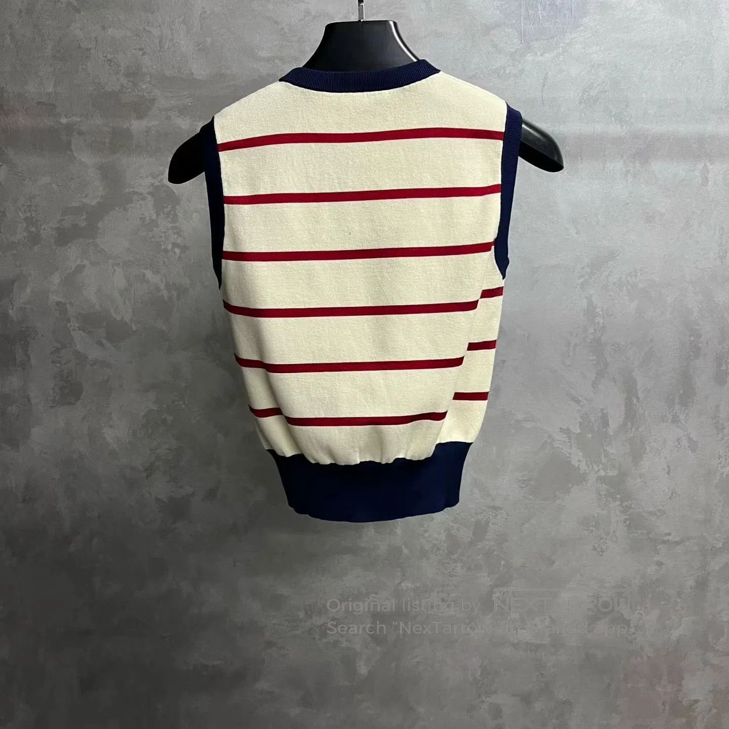 Louis Vuitton Louis Vuitton Striped Sleeveless Knit Top. Size XS / US 0-2 / IT 36-38 - 2 Thumbnail