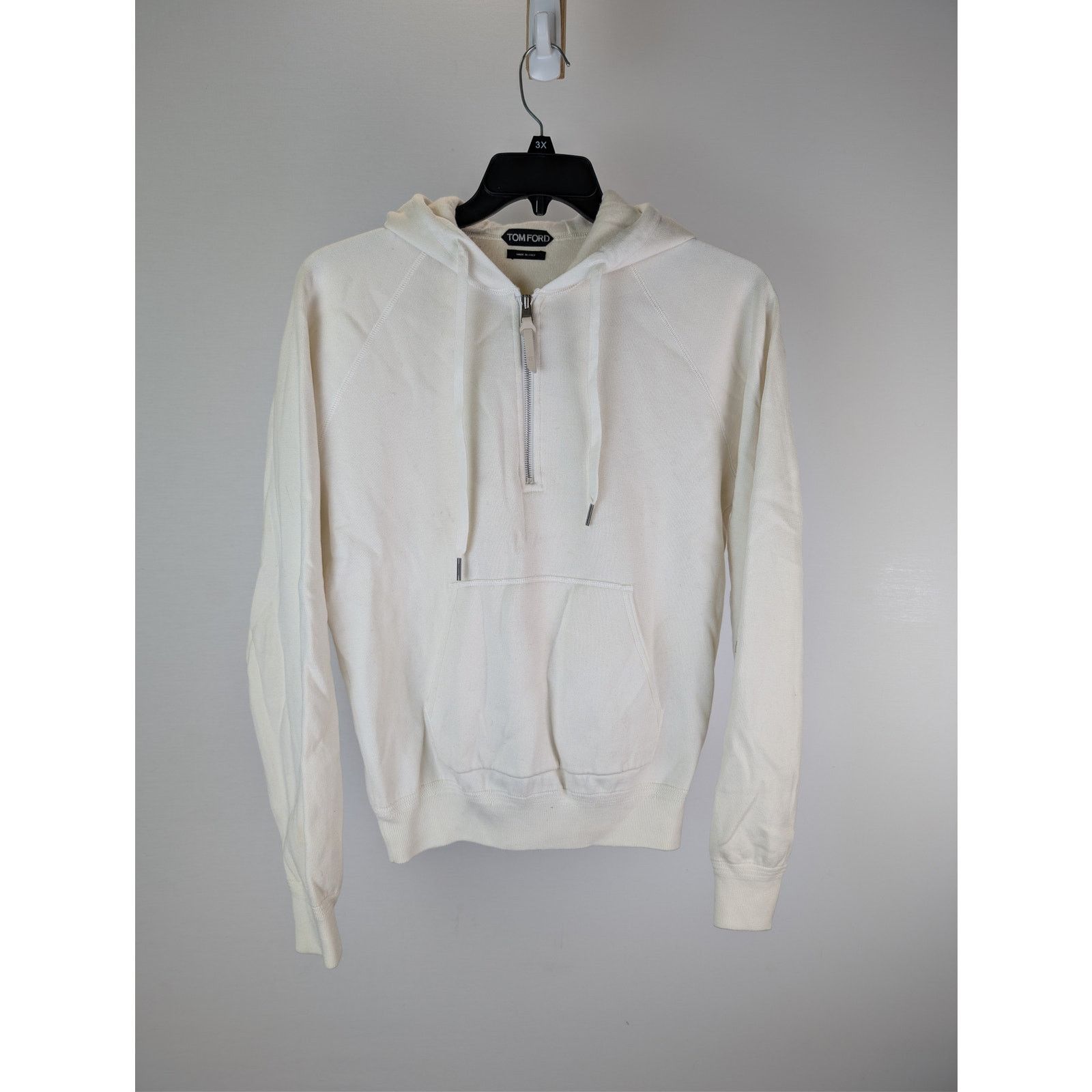Tom Ford o1rshd1 CC20 quarter-zip hoodie in a light beige Size US M / EU 48-50 / 2 - 1 Thumbnail