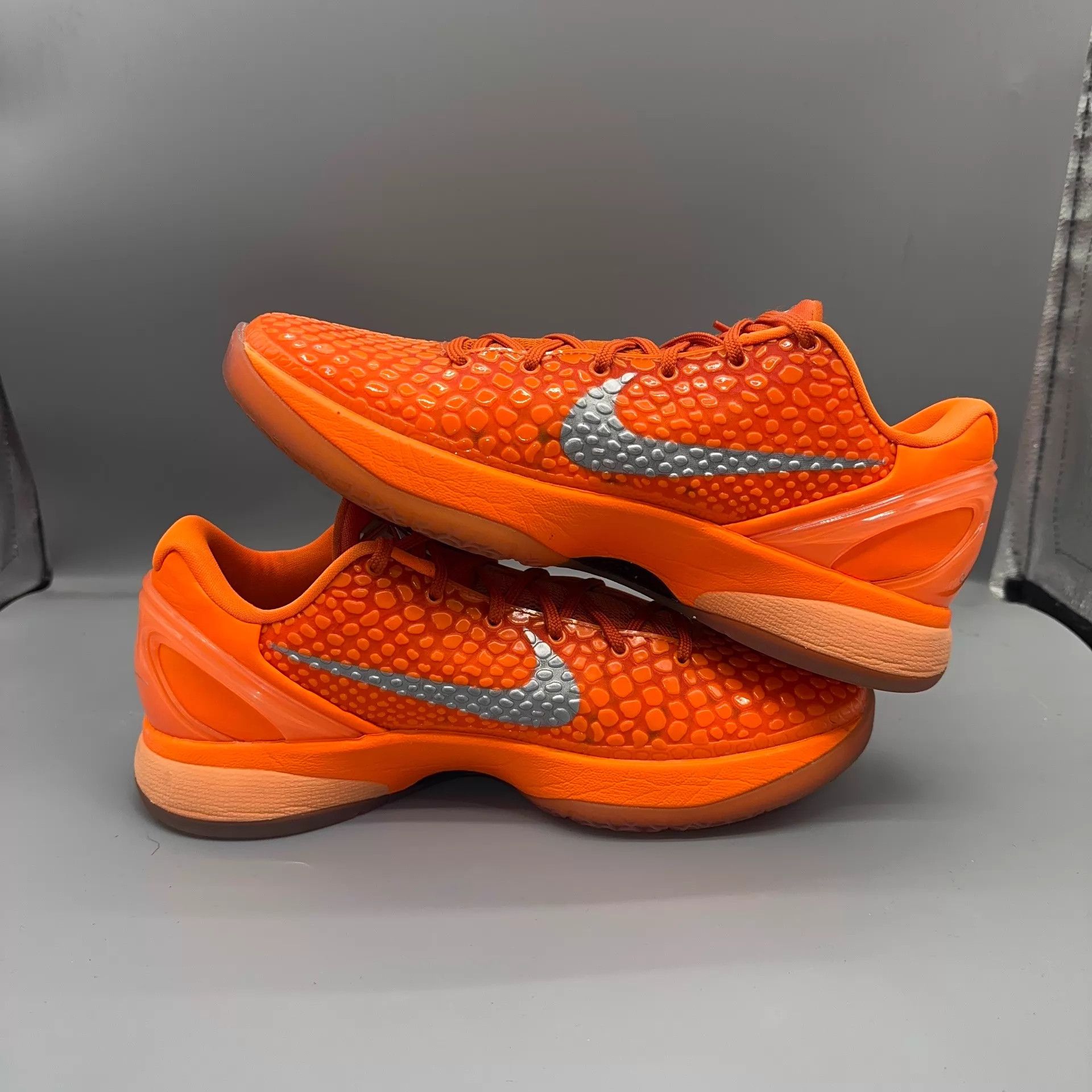 Nike Nike Kobe 6 Orange Silver Men's Size US 9 / EU 42 - 5 Thumbnail