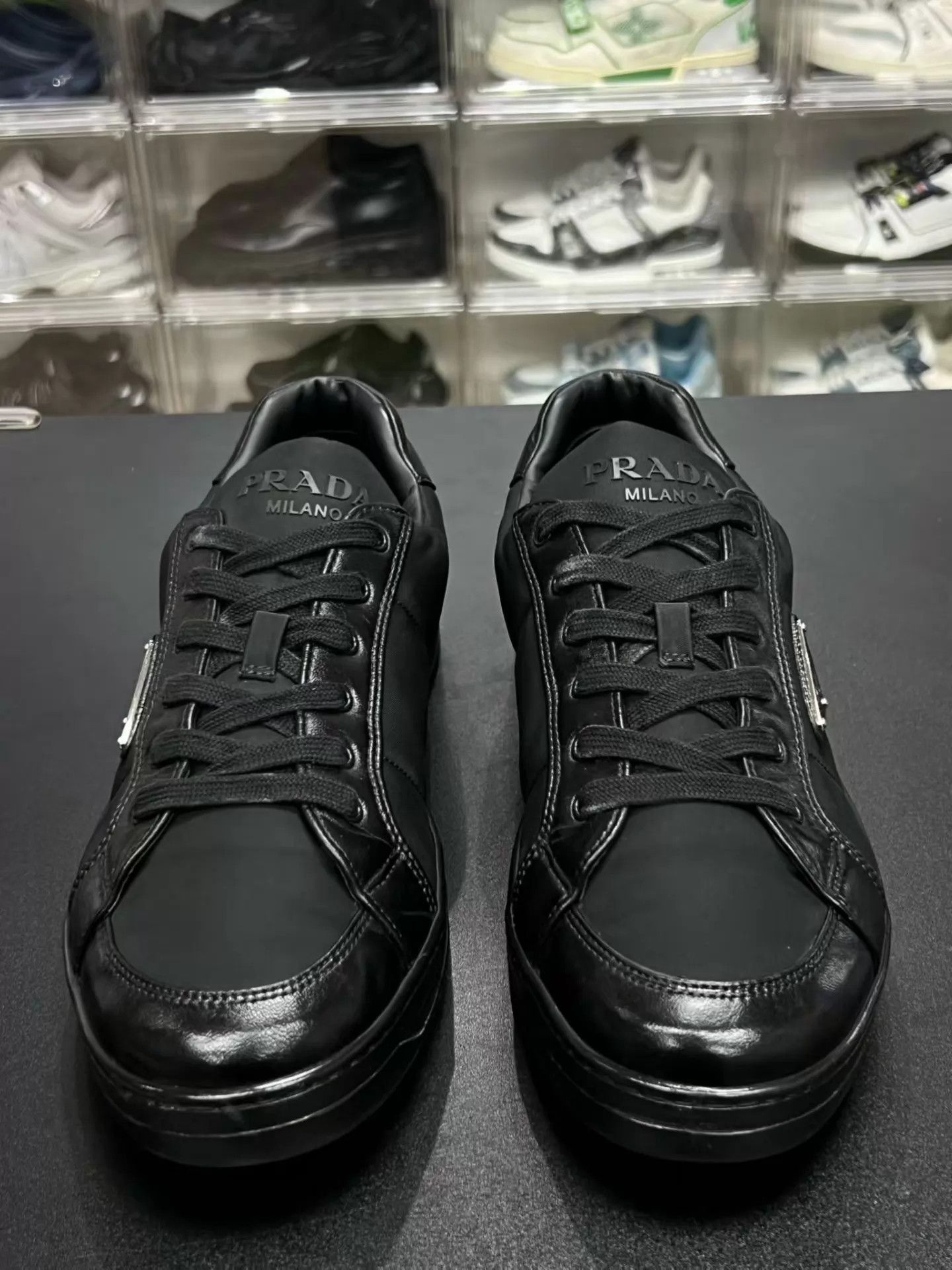 Prada PRADA Downtown black 41.5 w/ accessories Size US 8.5 / EU 41-42 - 2 Thumbnail