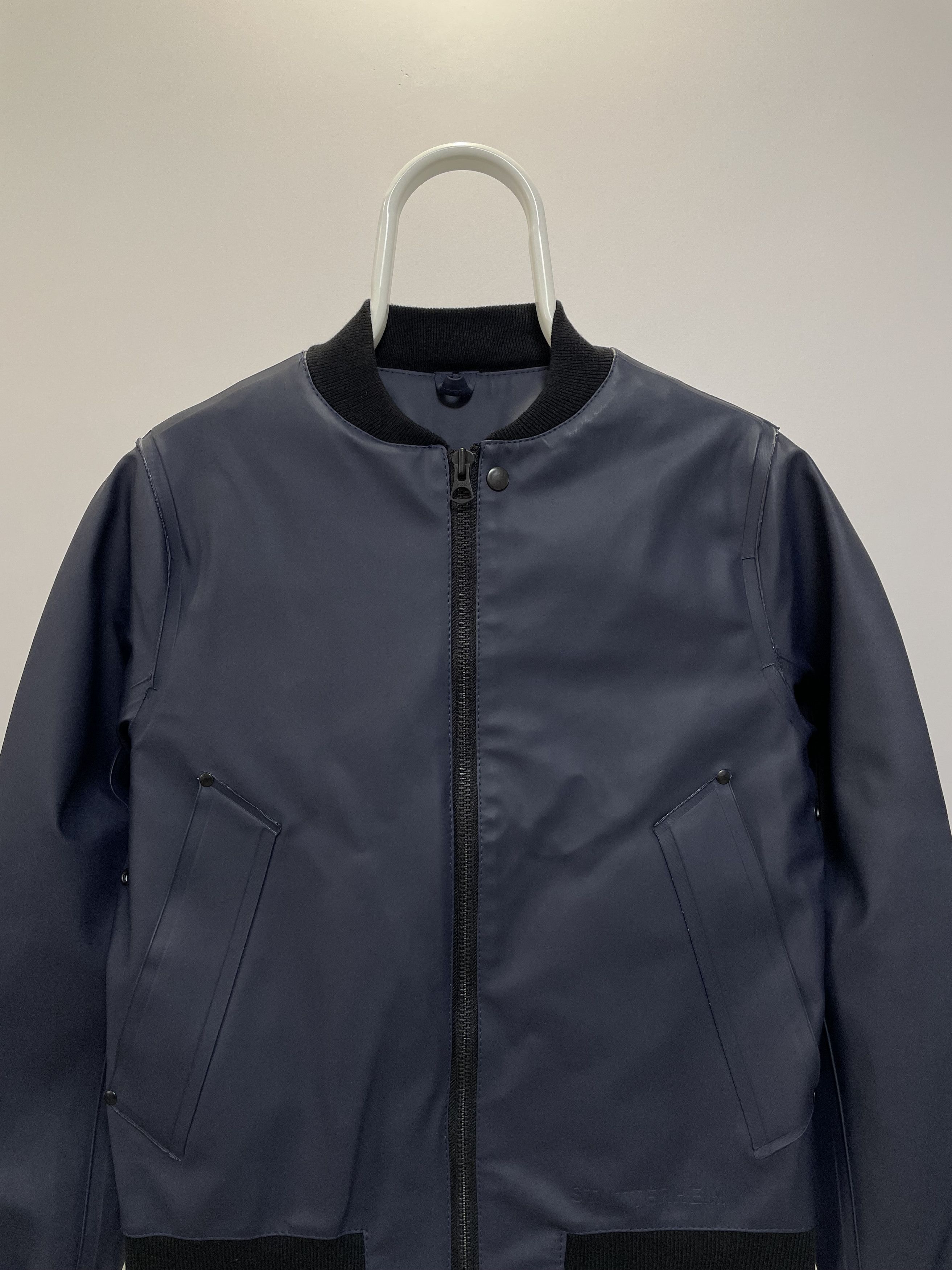 Stutterheim STUTTERHEIM Vastertorp Bomber Jacket Rain Coat Navy Men's Size US XXS / EU 40 - 8 Thumbnail