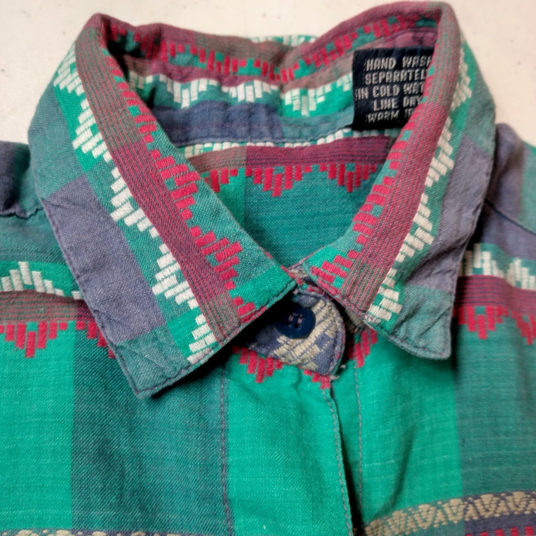 Vintage VINTAGE 1990s Southwest Print Blouse Shirt Small Blue Pink Short Sleeve Button Collar Geometric 90s Casual Womens Size S / US 4 / IT 40 - 6 Thumbnail