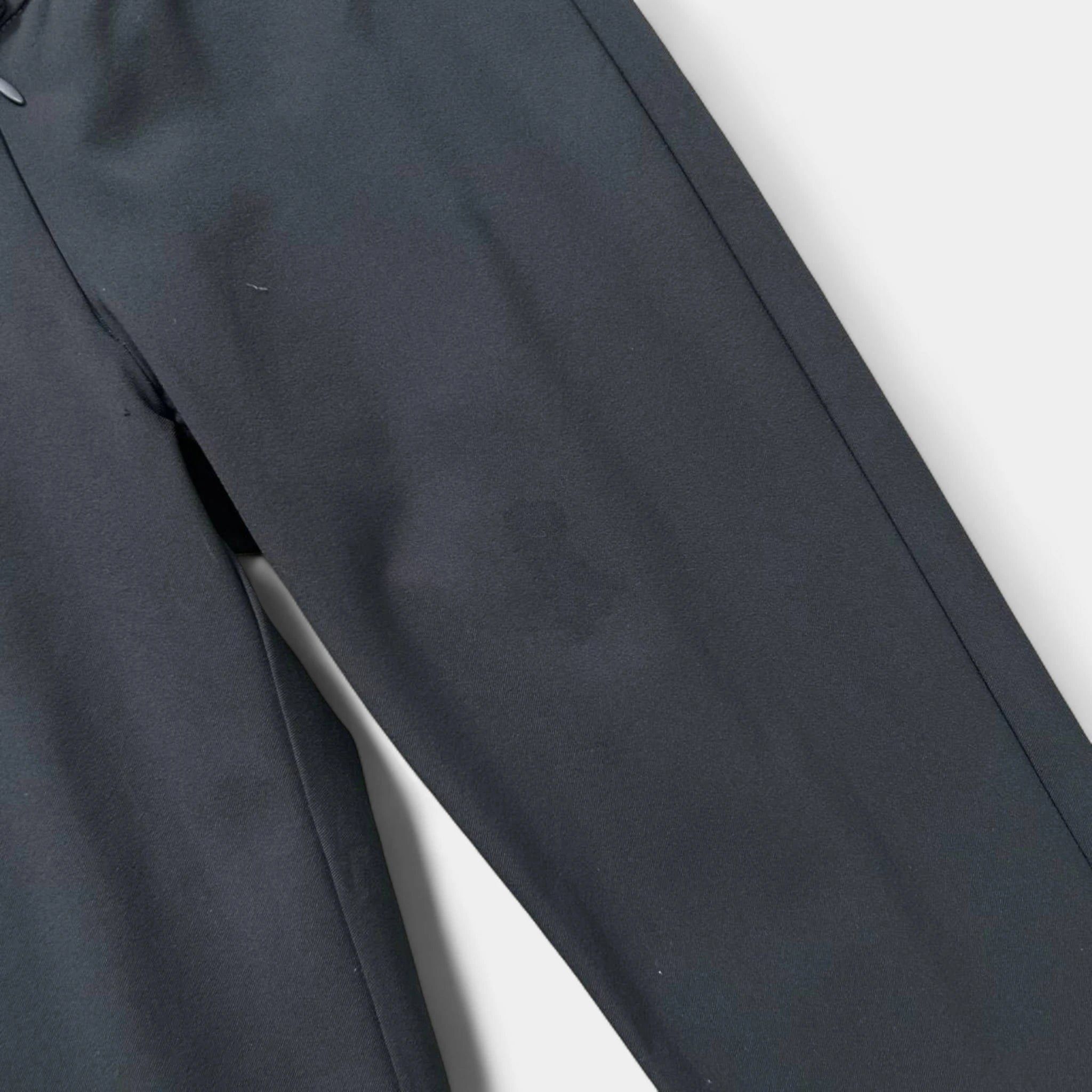 Marithe + Francois Girbaud Marithé + François Girbaud Black Flared Nylon Pants Size 26" / US 2 / IT 38 - 3 Thumbnail