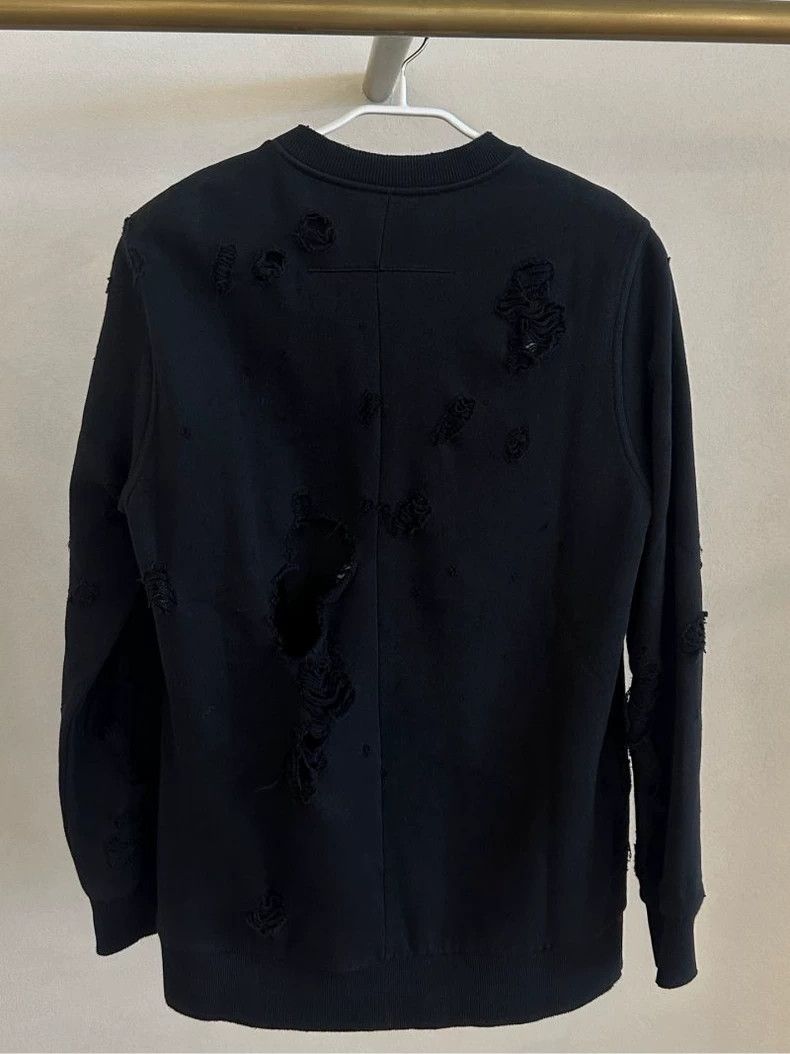 Givenchy Givenchy Distressed Crewneck Sweatshirt Size US XS / EU 42 / 0 - 2 Thumbnail