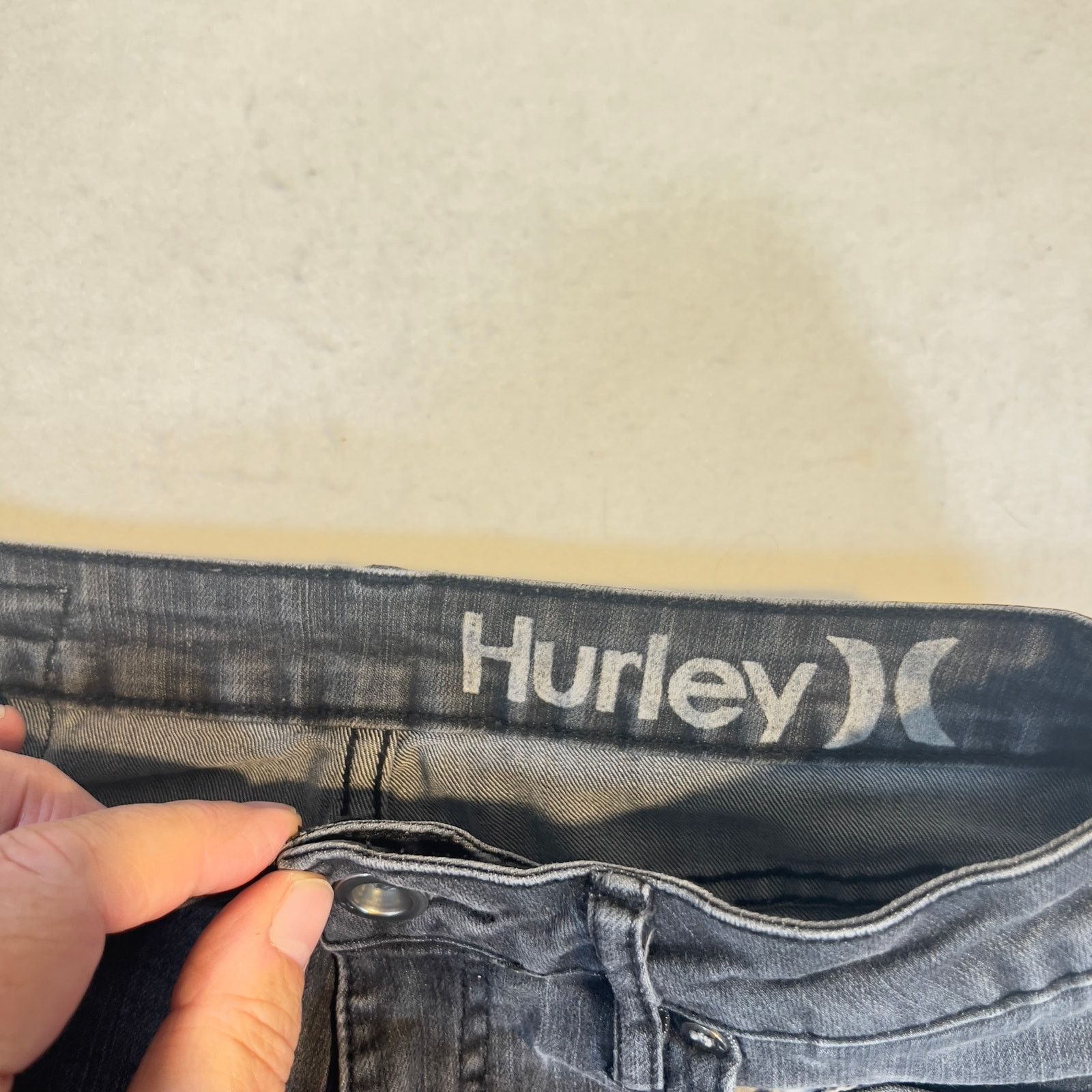Hurley Hurley 90 Denim Legging Woman 28W 30L Sz 7 Low Rise STRETCH Size 28" / US 6 / IT 42 - 8 Thumbnail