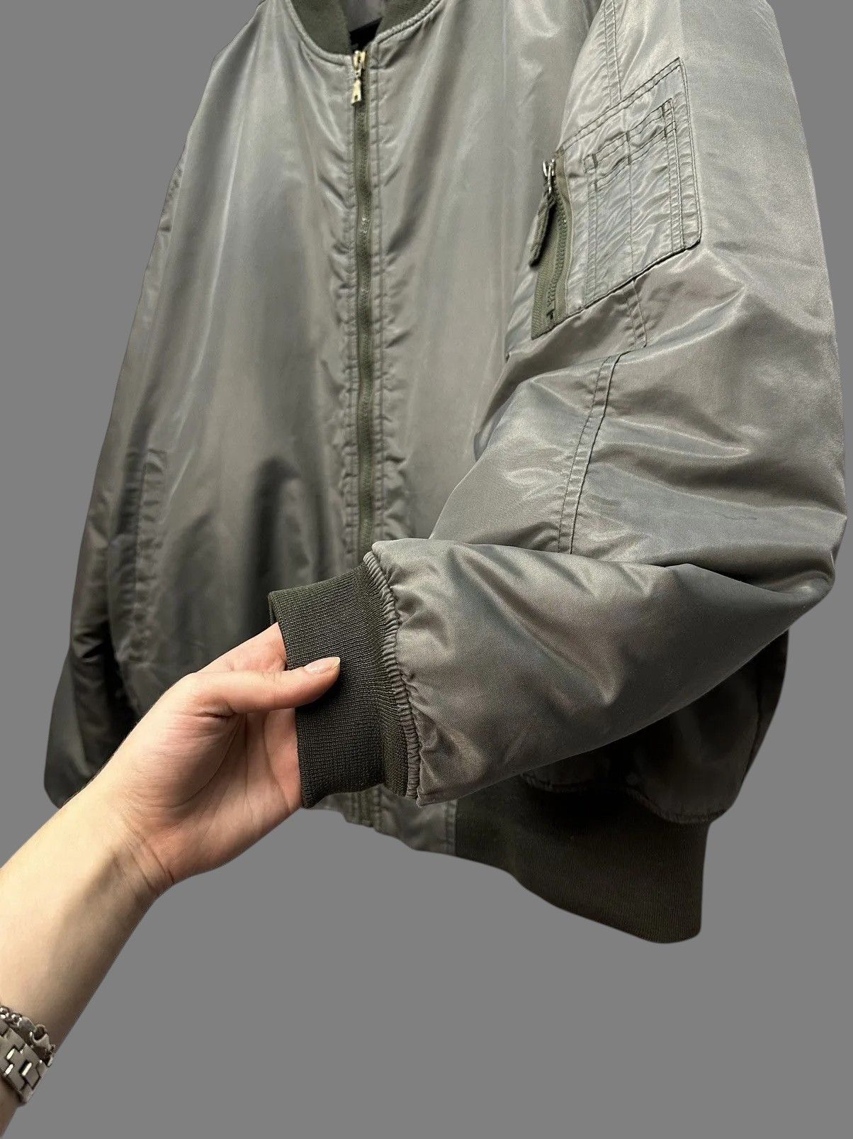 Le Grande Bleu (L.G.B.) MA1 CROPPED Military Green JACKET Oversized Bomber Vintage Size US XXL / EU 58 / 5 - 5 Thumbnail