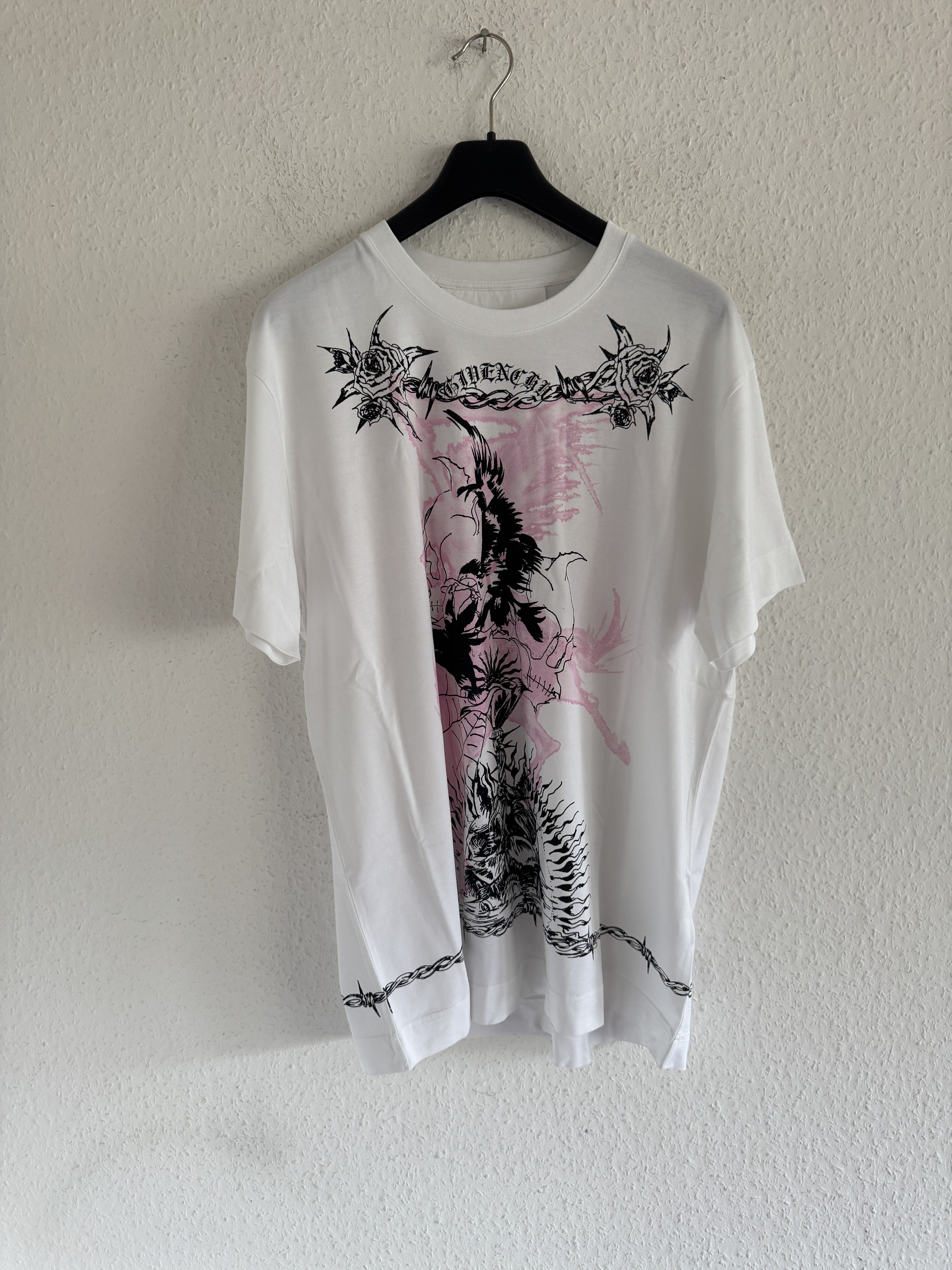 Givenchy White Gothic Print Oversized T-Shirt Size US M / EU 48-50 / 2 - 1 Thumbnail