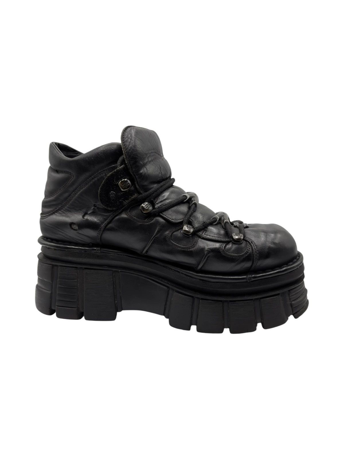 New Rock Vintage New Rock M106 black platform boots Size 43 Size US 10 / EU 43 - 6 Thumbnail