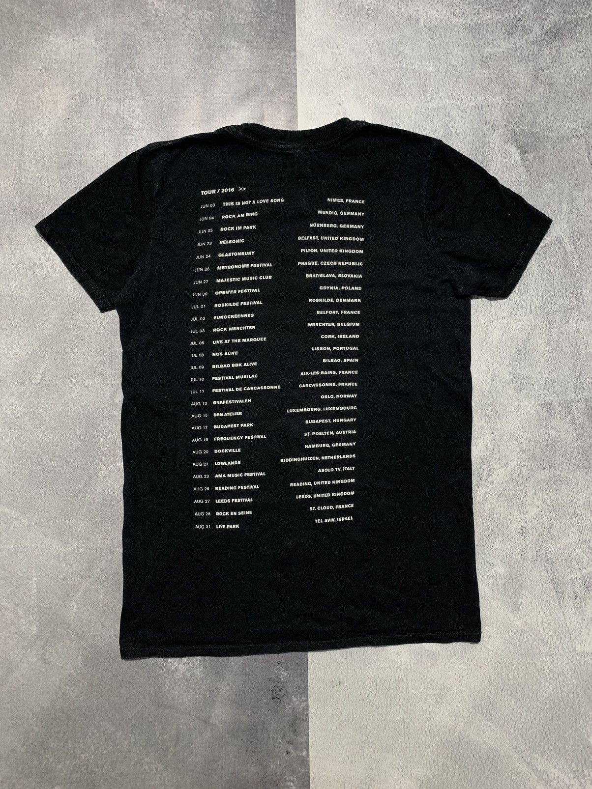 Other Vintage Y2K Foals tour band tee big logo style size S Size US S / EU 44-46 / 1 - 6 Thumbnail