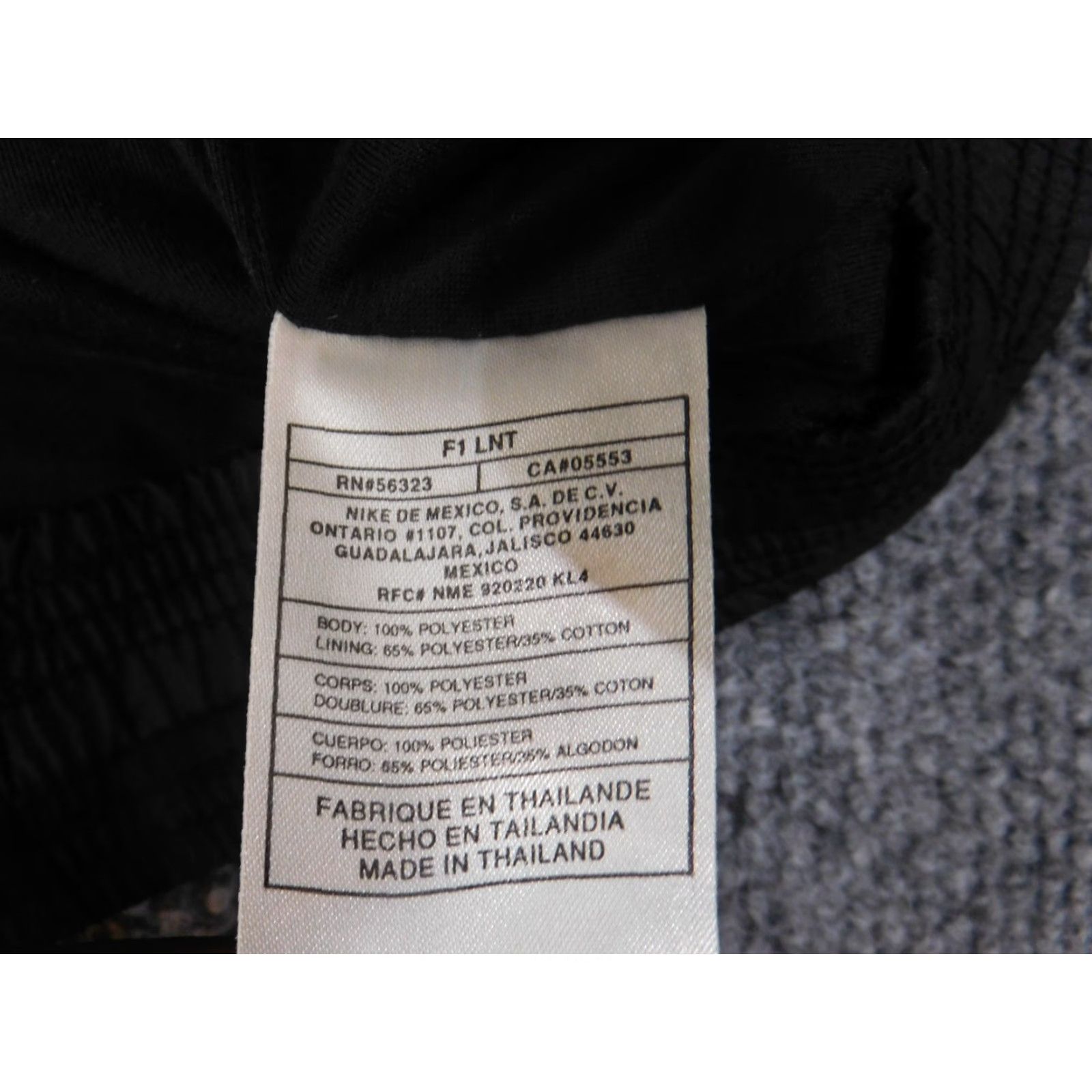 Nike Nike Jacket Womens Large Black Windbreaker Zip Active Vintage Y2K Style Regular Open Casual Fall Spring Womens Size L Size L / US 10 / IT 46 - 7 Thumbnail