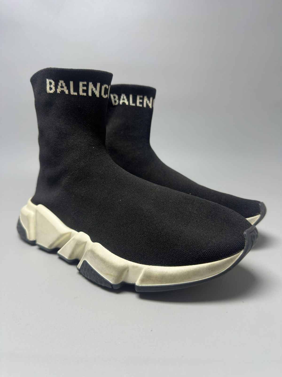 Balenciaga Balenciaga Black Knit Fabric Speed Trainer Size US 6 / EU 39 - 1 Thumbnail
