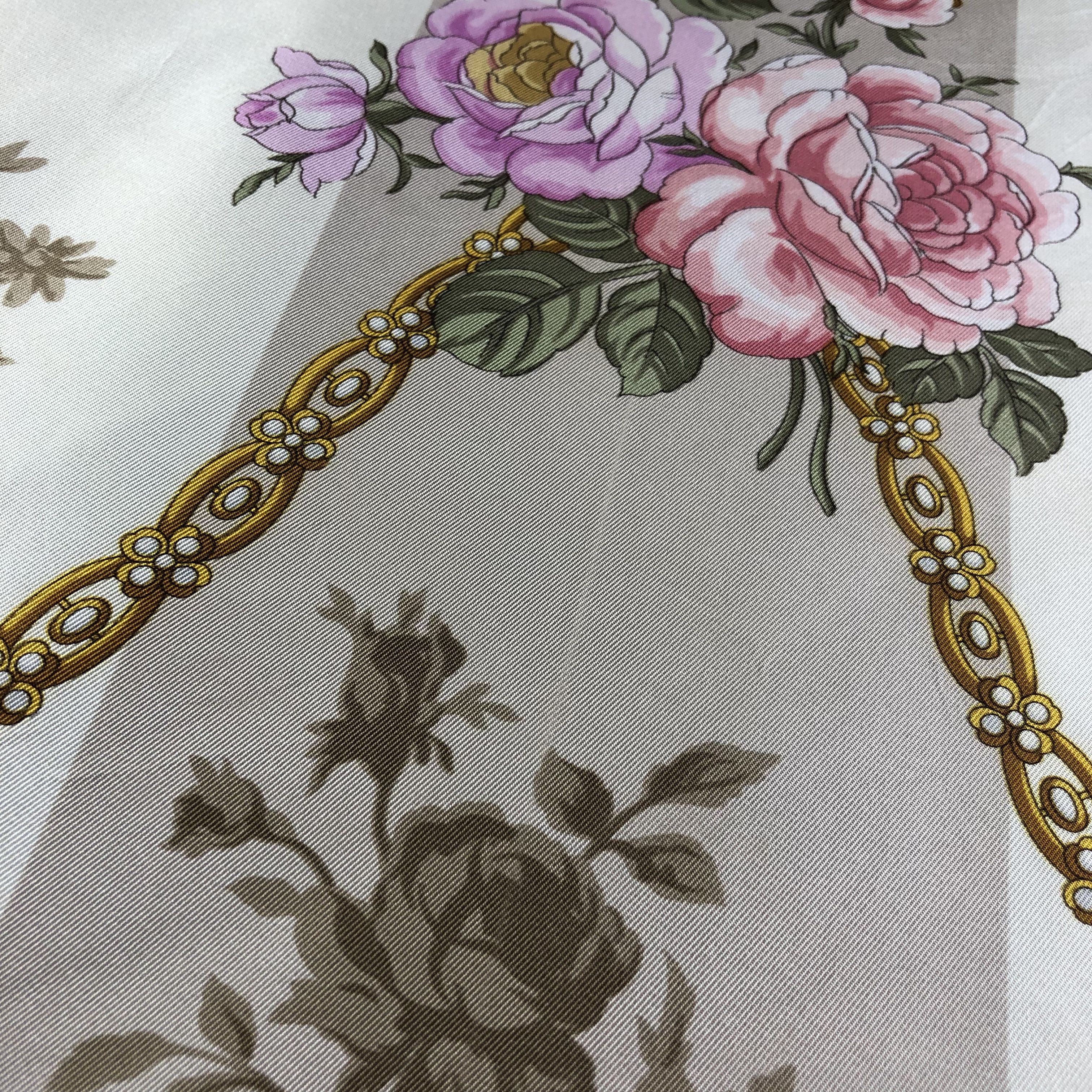 Japanese Brand Valentino Floral Luxury Silk Scarf M480 Size ONE SIZE - 9 Thumbnail