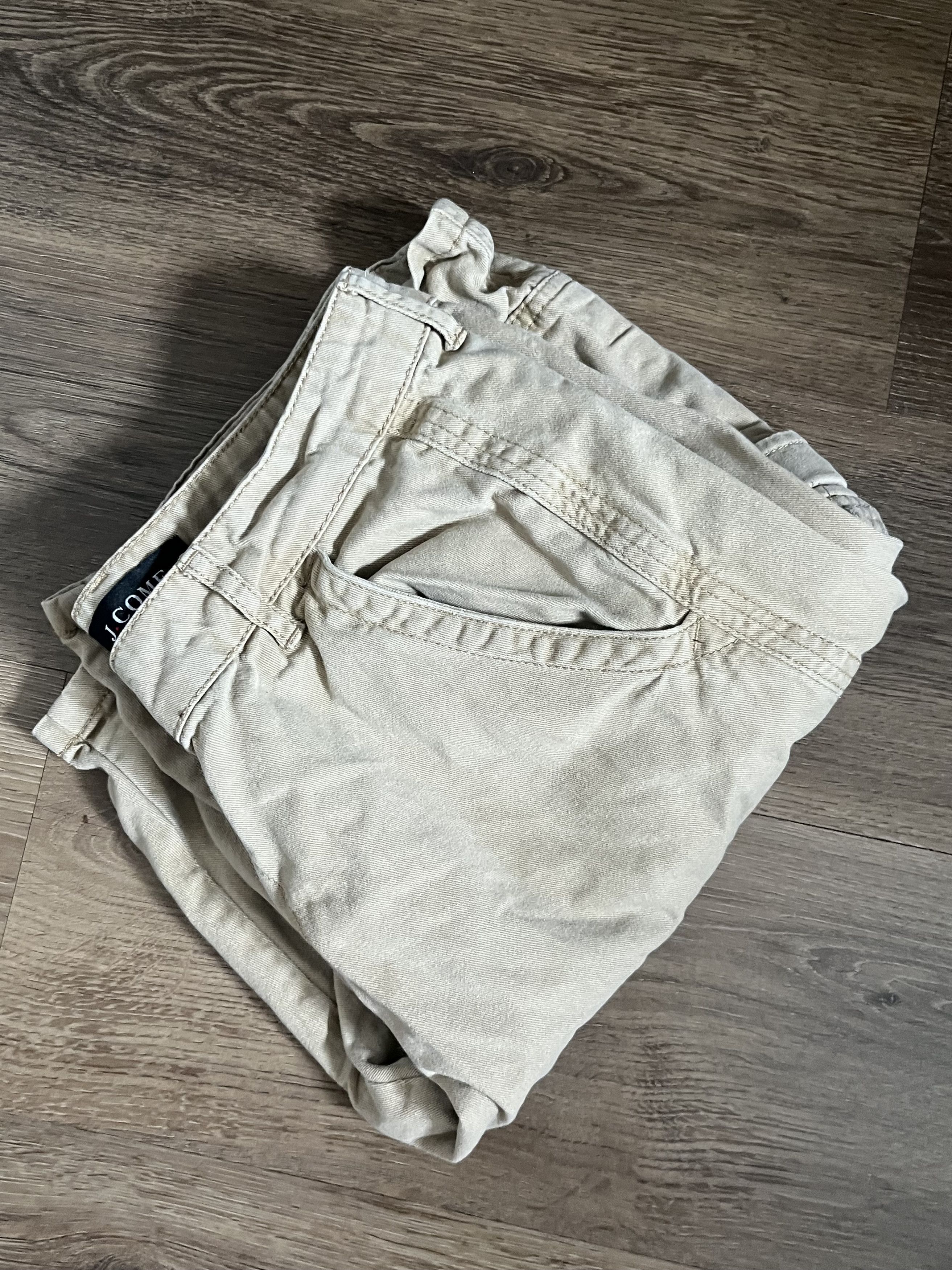 Vintage Vintage Baggy Khaki Cargo Shorts Size US 32 / EU 48 - 1 Thumbnail