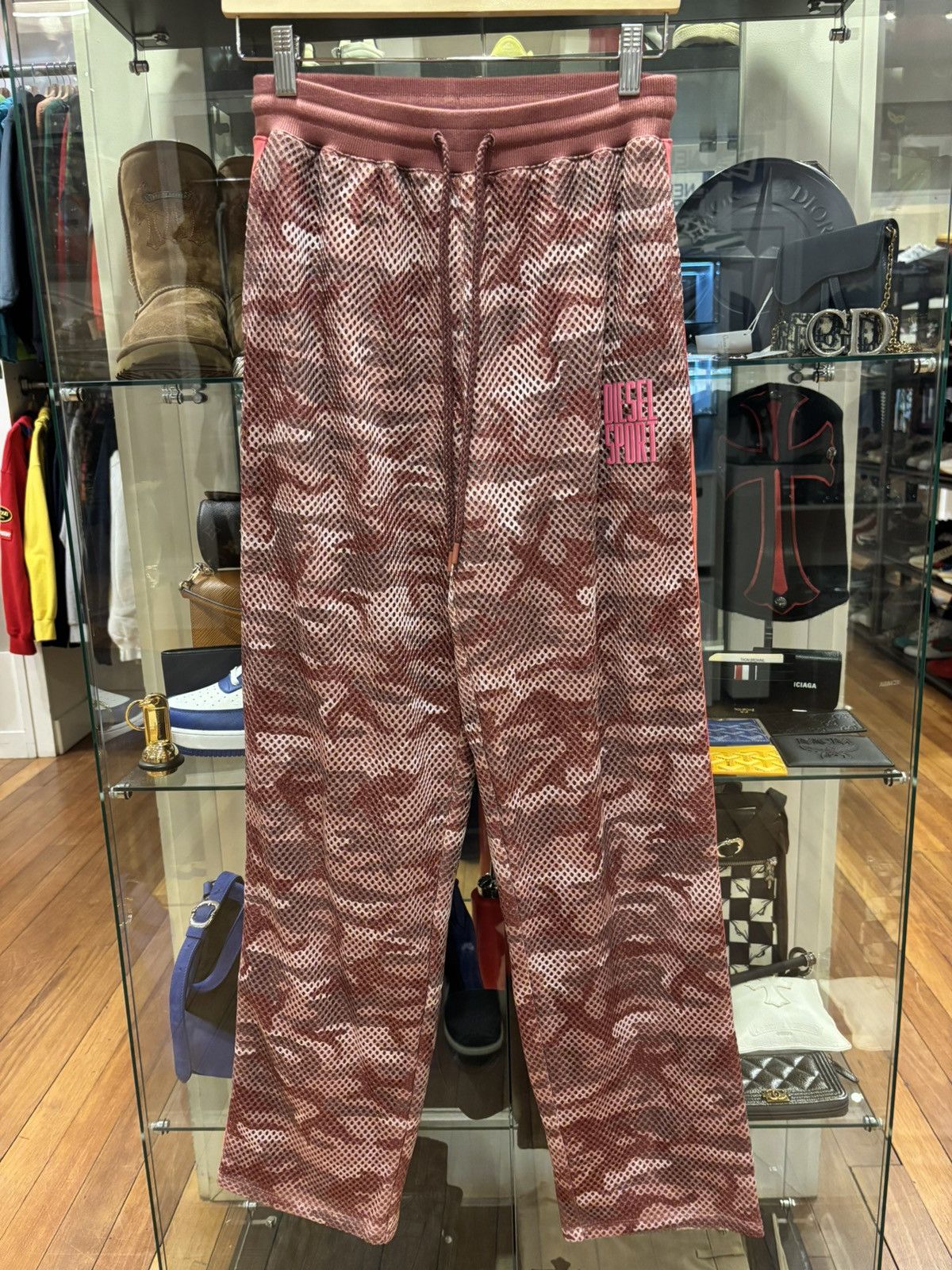Diesel Diesel Mesh Camo Joggers Size 28" / US 6 / IT 42 - 1 Thumbnail