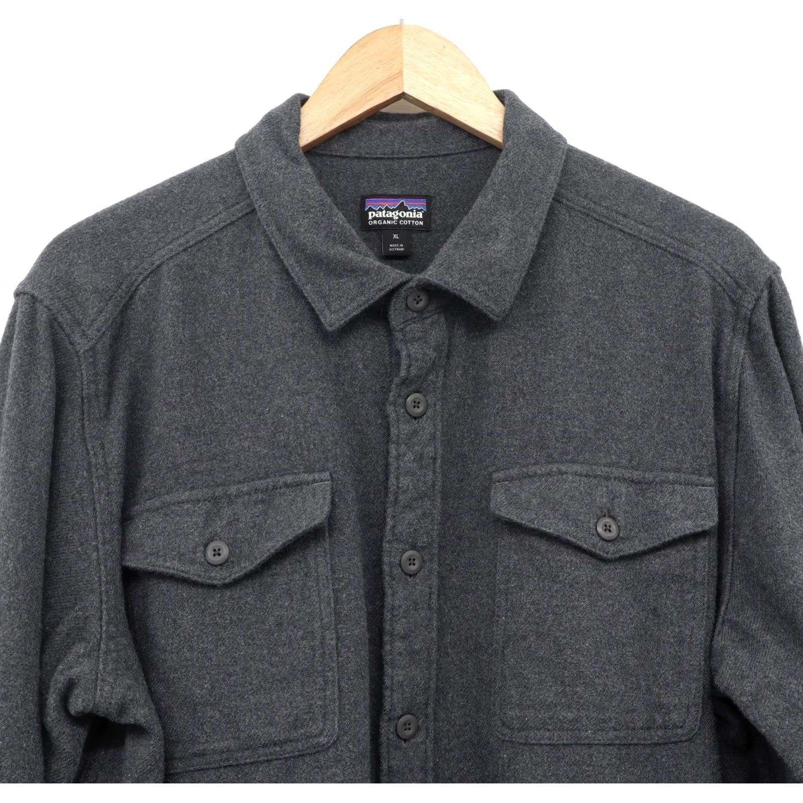 Patagonia Patagonia Shirt Long Sleeve Pique Fleece Grey XL Mens Button-Up Collared Pocketed 100% Polyester Size US XL / EU 56 / 4 - 3 Thumbnail