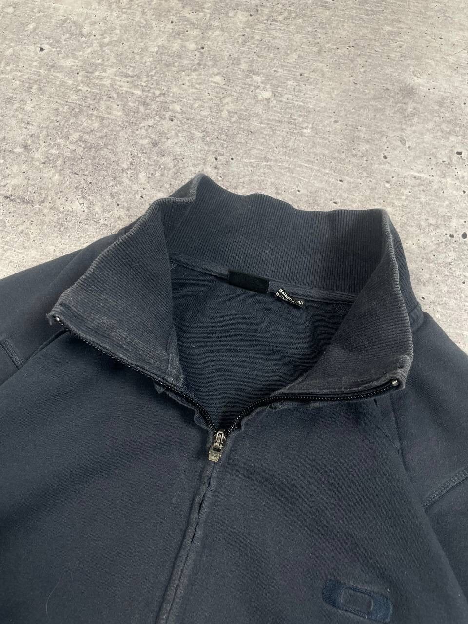 Oakley Vintage Oakley Inc Big Logo Zip Sweatshirt Y2K Size US M / EU 48-50 / 2 - 8 Thumbnail