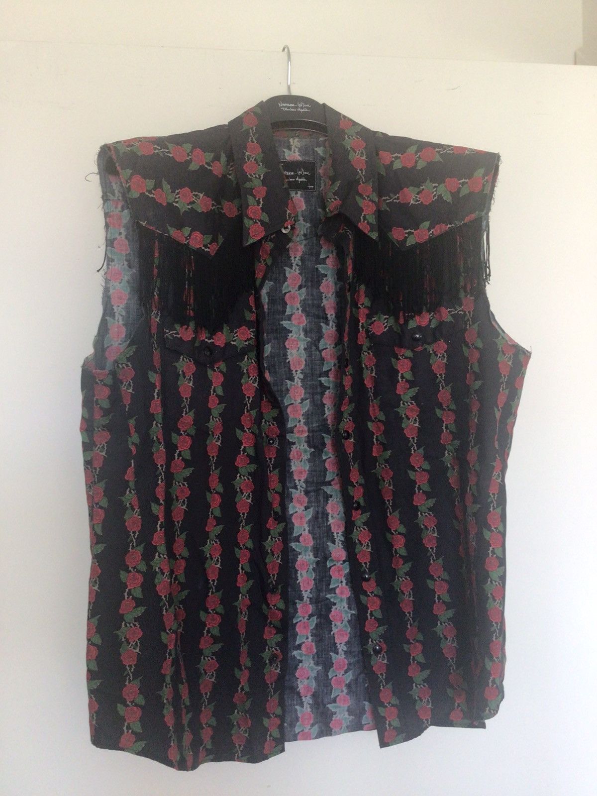 Number (N)ine N(N) Sleeveless, cowboy shirt with roses, fringe, 2 pockets Size US M / EU 48-50 / 2 - 1 Thumbnail