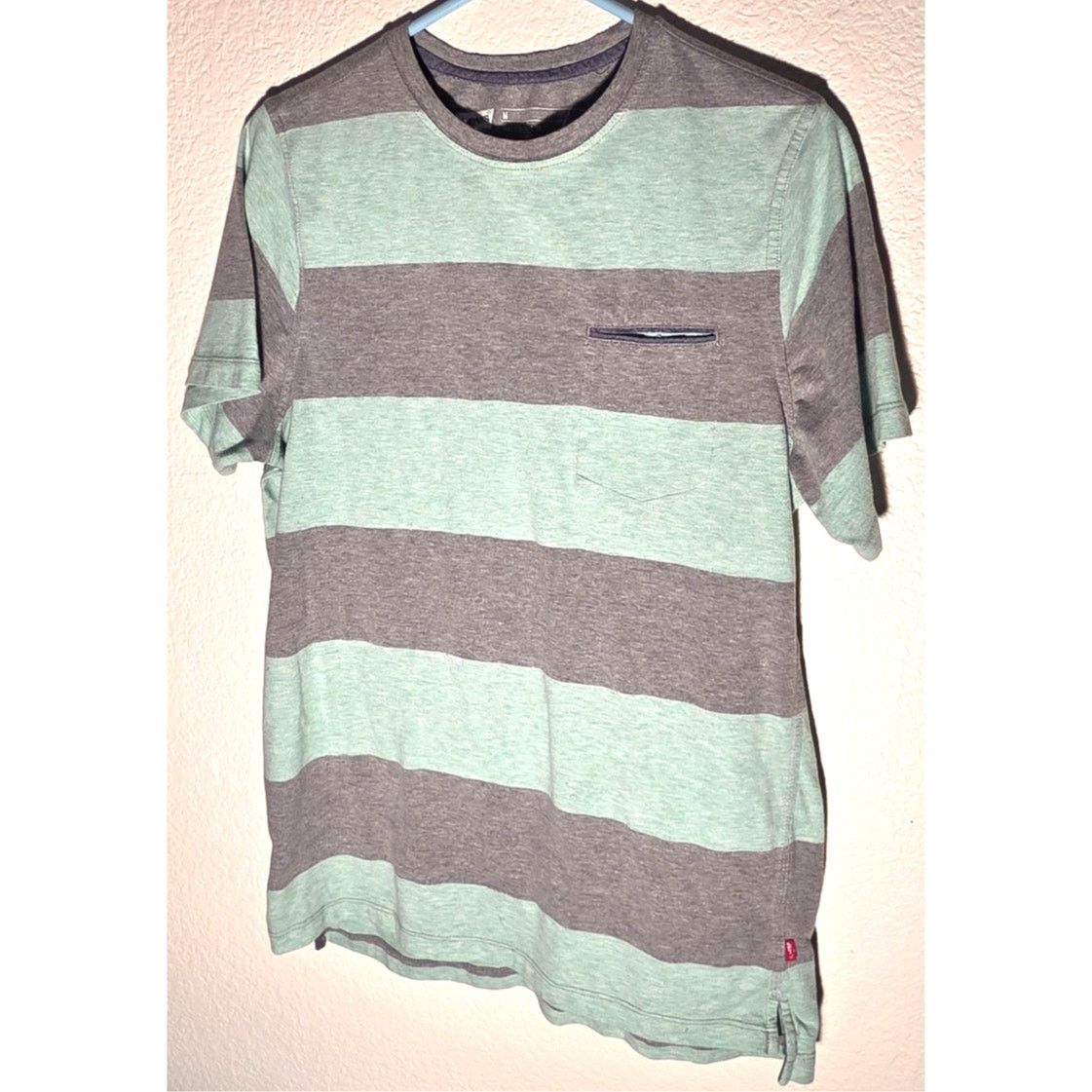 Levi's Stylish Levi's Green and Gray Striped T-shirt - Size Medium Size US M / EU 48-50 / 2 - 3 Thumbnail