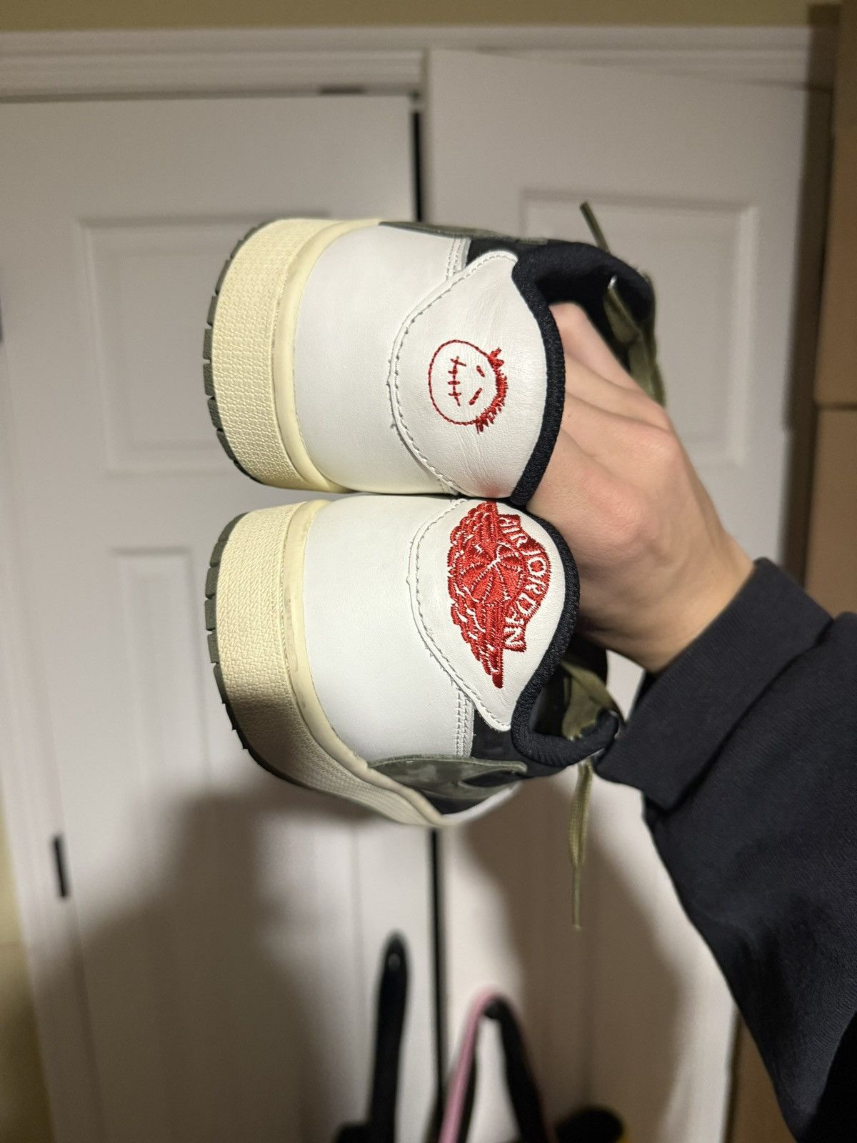 Nike × Travis Scott Jordan 1 Low Travis Scott Olive Size US 10 / EU 43 - 6 Thumbnail