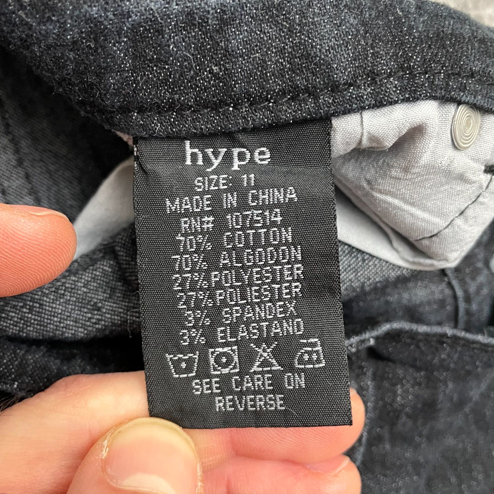 Vintage Hype Boyfriend Jeans Shorts Womens Black Dark Wash High Rise 32x3 Denim 11 Casual 5-Pocket Design Logo Button Zipper Modern Womens Size 32" / US 10 / IT 46 - 4 Thumbnail
