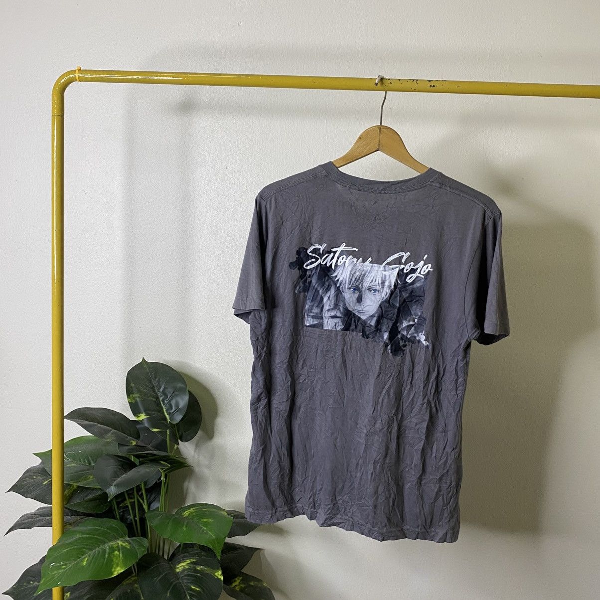 Anime Jujutsu Kaisen Satoru Goju x Uniqlo Collaboration T Shirt Size US S / EU 44-46 / 1 - 1 Thumbnail