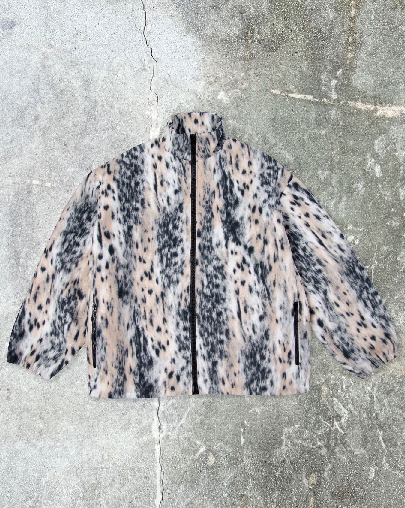 Image of Vetements Fleece Zip-Up Jacket in Snow Leopard, Men's (Size XL)