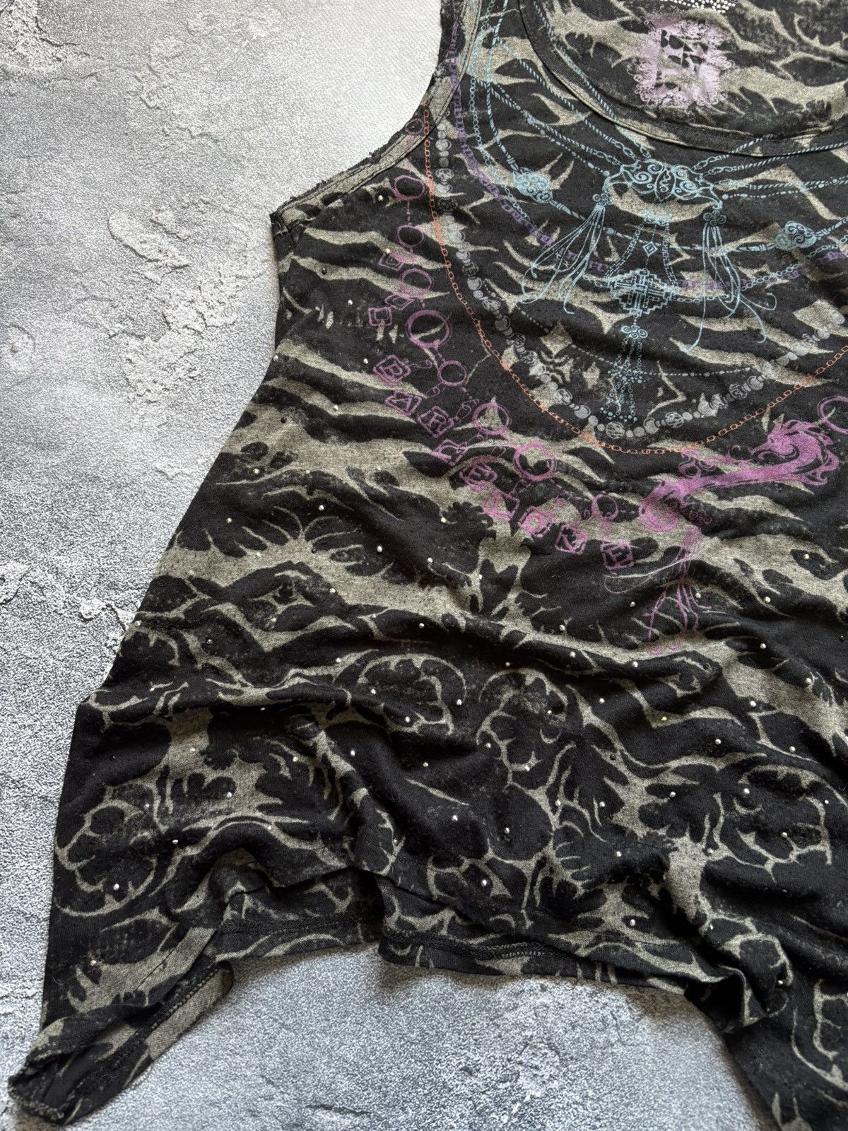 Custo Barcelona Vintage Custo Barcelona Y2K Rhinestones Grunge Tank Top Size M / US 6-8 / IT 42-44 - 5 Thumbnail
