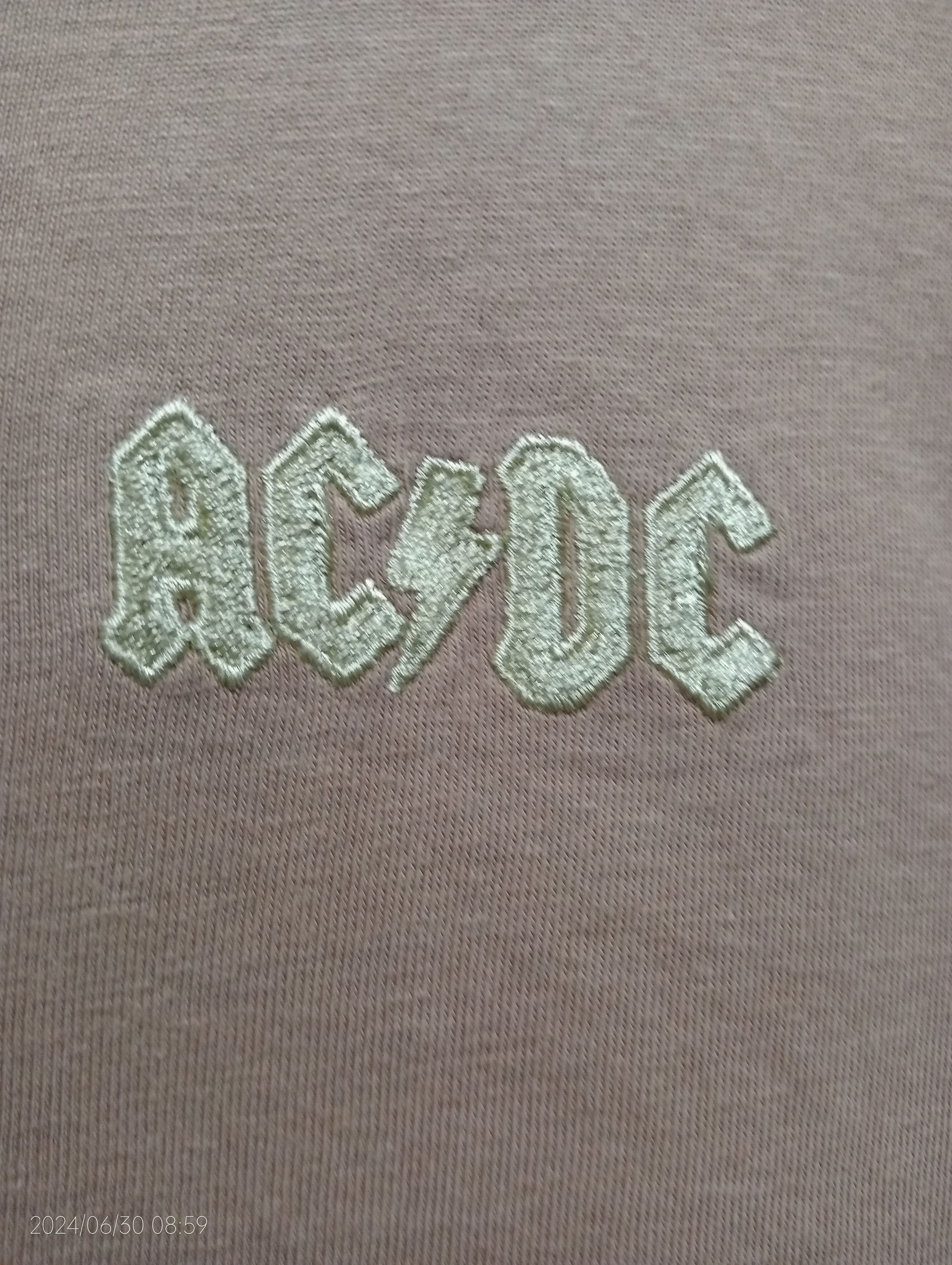 AC/DC Vintage '90s AC/DC Band Tees Very Rare Size US M / EU 48-50 / 2 - 8 Thumbnail