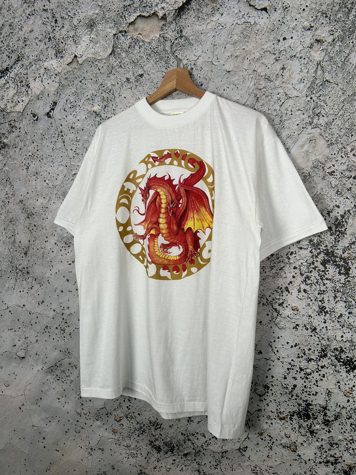 Vintage Vintage Dragon Avant Garde Tee Japanese Alternative Skate Size US L / EU 52-54 / 3 - 2 Thumbnail
