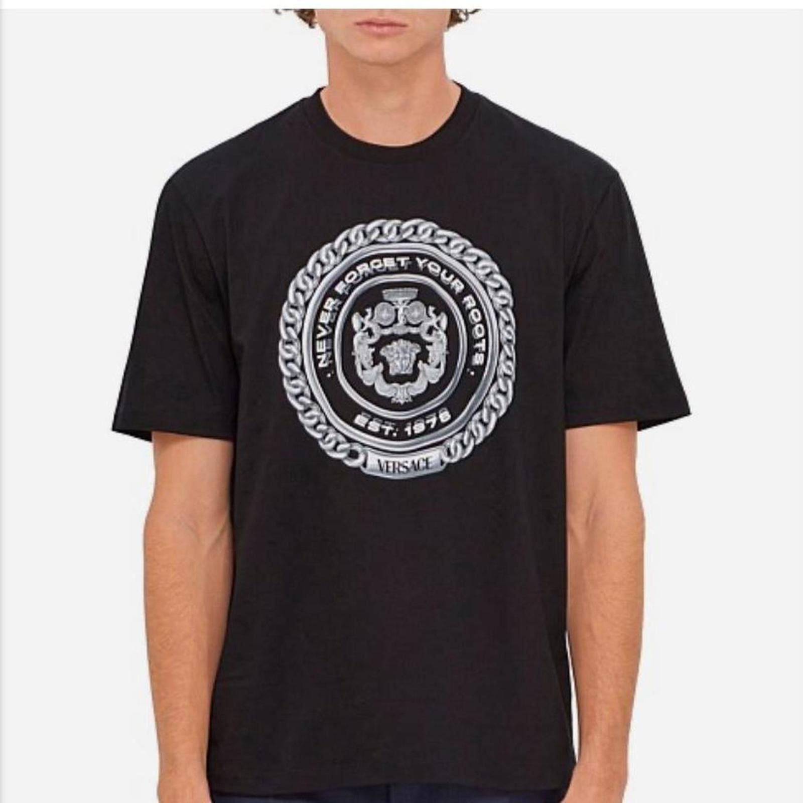 Versace Versace Black Graphic T-Shirt - Never Forget Your Roots Size US M / EU 48-50 / 2 - 5 Thumbnail